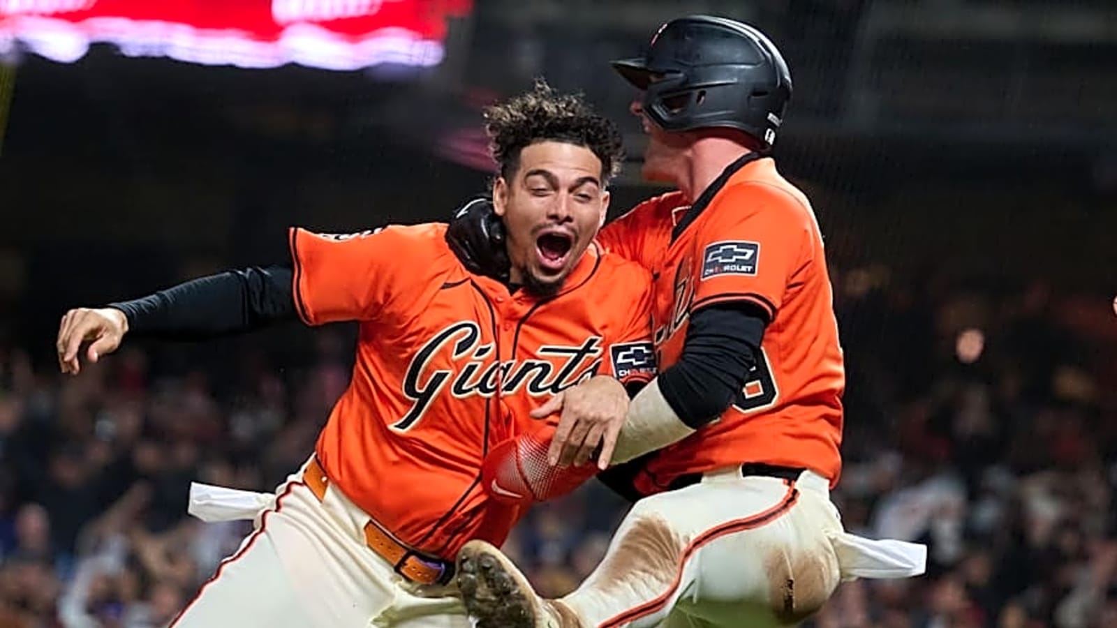 San Francisco Giants Players Describe &#39;Dangerous&#39; Baseball Thrown at Home Plate
