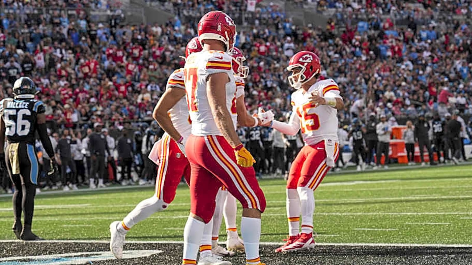 Chiefs&#39; Mahomes Has Chemistry To Build With WRs