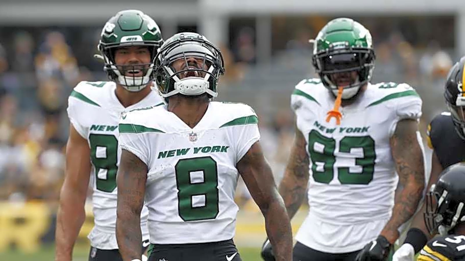 Ex-Jets castoff Elijah Moore &#39;living here&#39; trying to find place in Bills&#39; offense