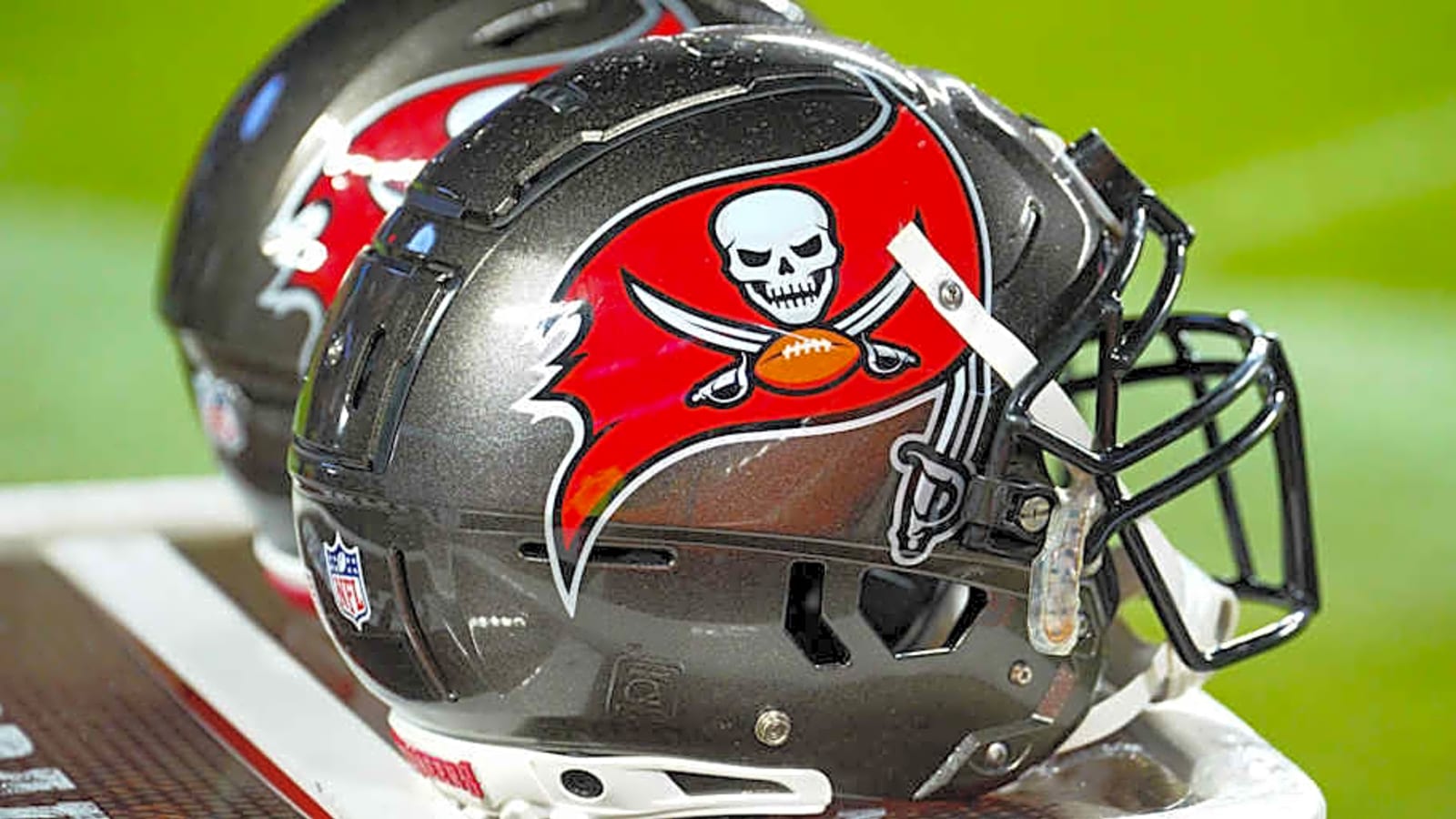 Numerous Buccaneers stars attend voluntary offseason workout
