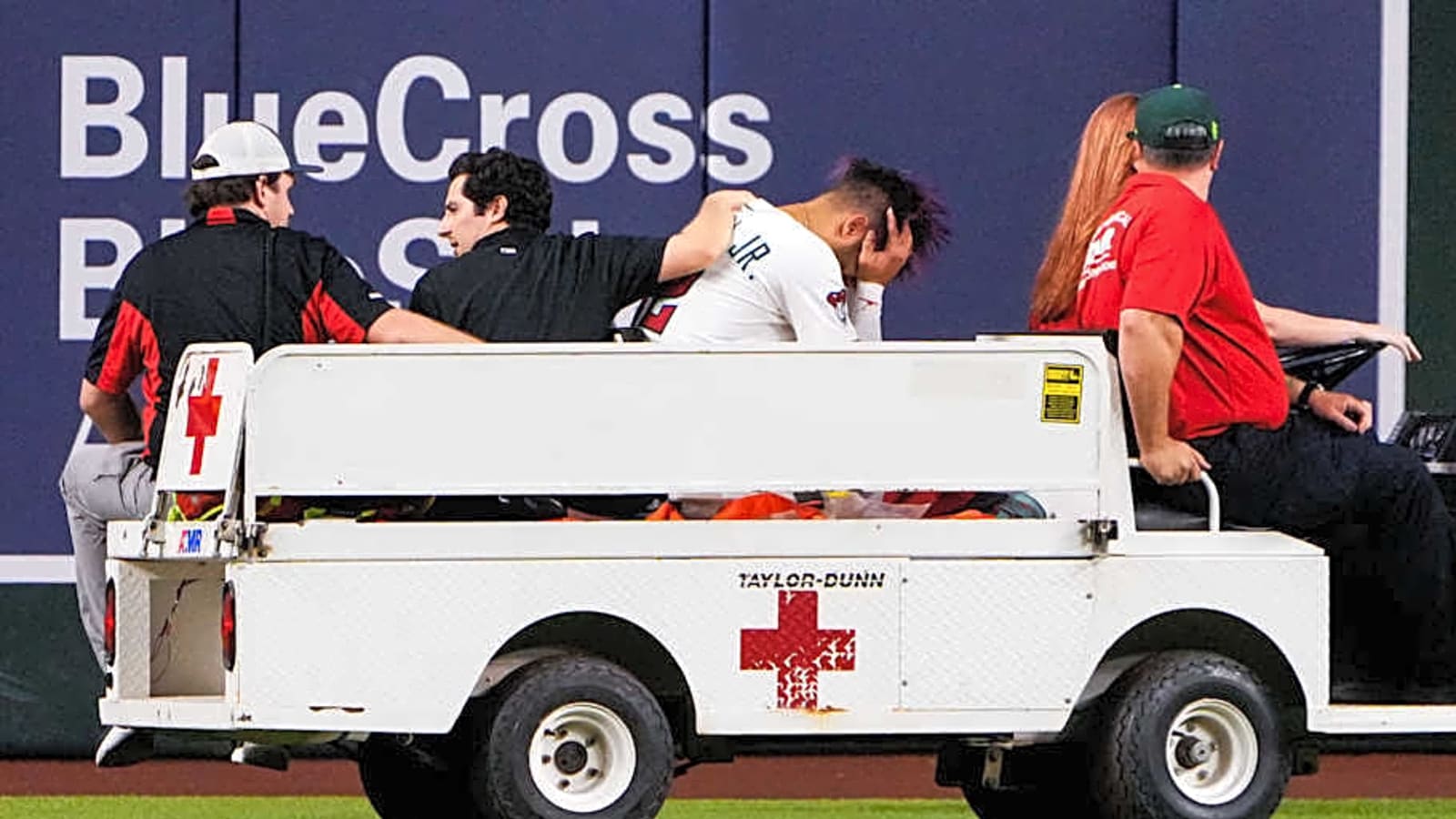 Insider Reveals Recovery Timeline for Diamondbacks&#39; Outfielder