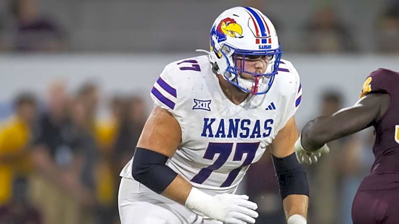 Former Kansas Football Lineman Signs With Seattle Seahawks
