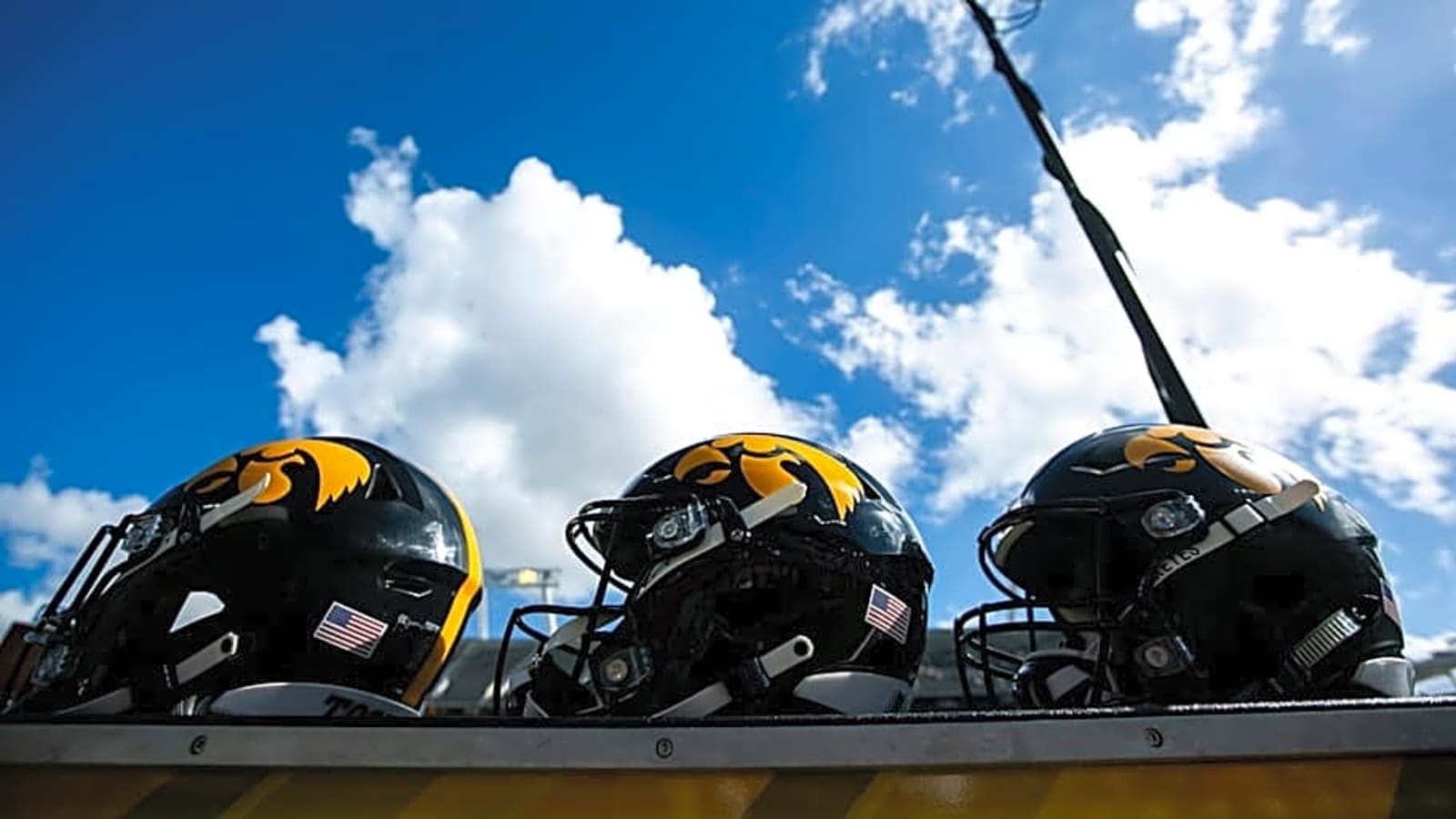 Where Iowa Hawkeyes&#39; 2026 class stands after loss of California QB Cash Herrera