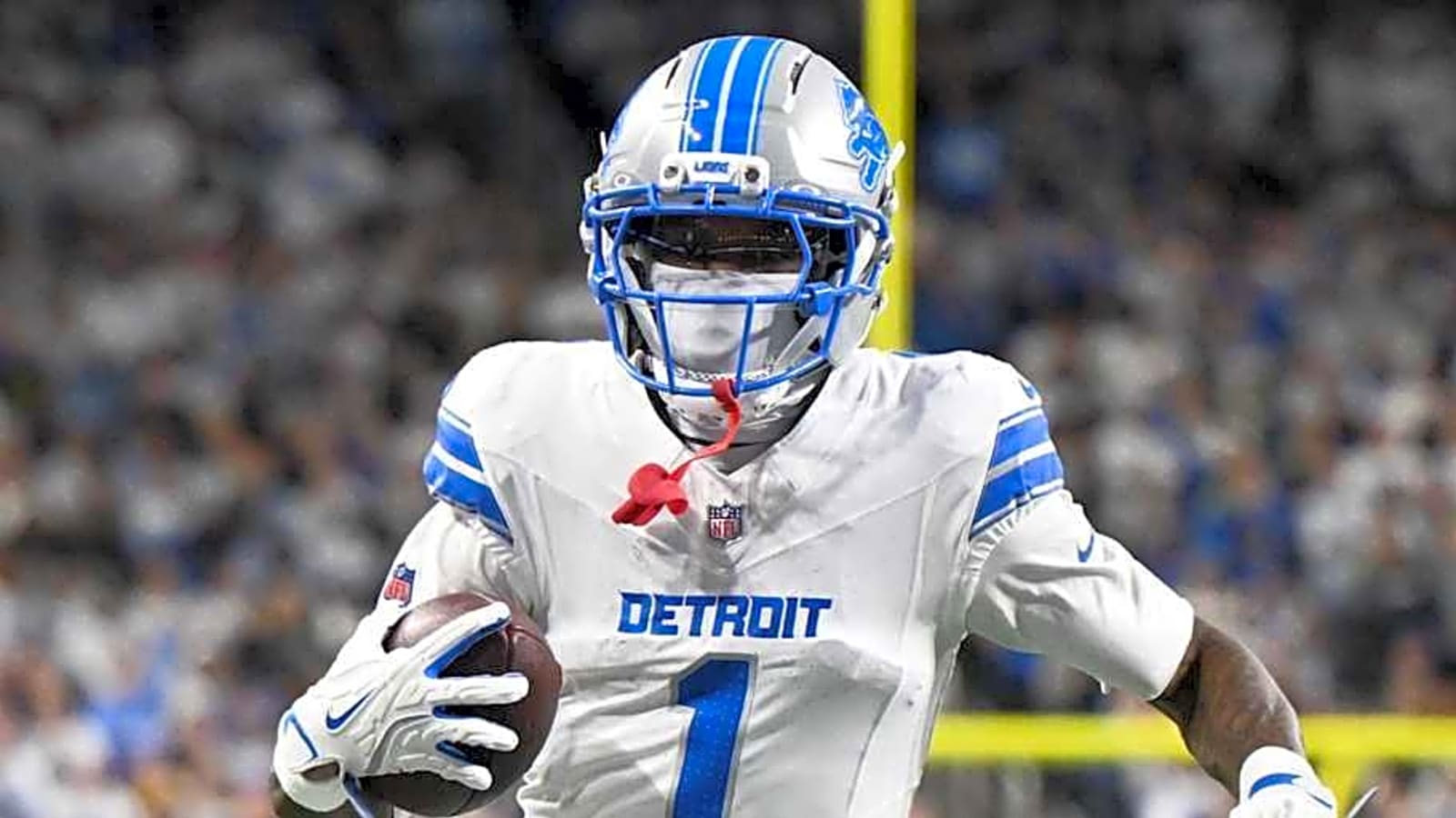 Studs and Duds: Lions&#39; Offense Cruises, Defense Finds Takeaways