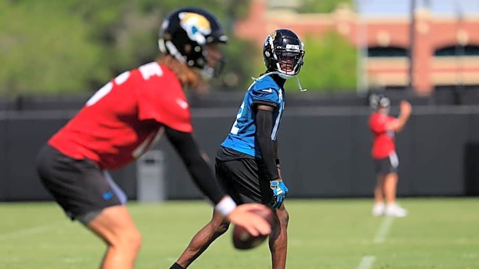 Will Jaguars&#39; Trevor Lawrence Influence Travis Hunter&#39;s Reps?