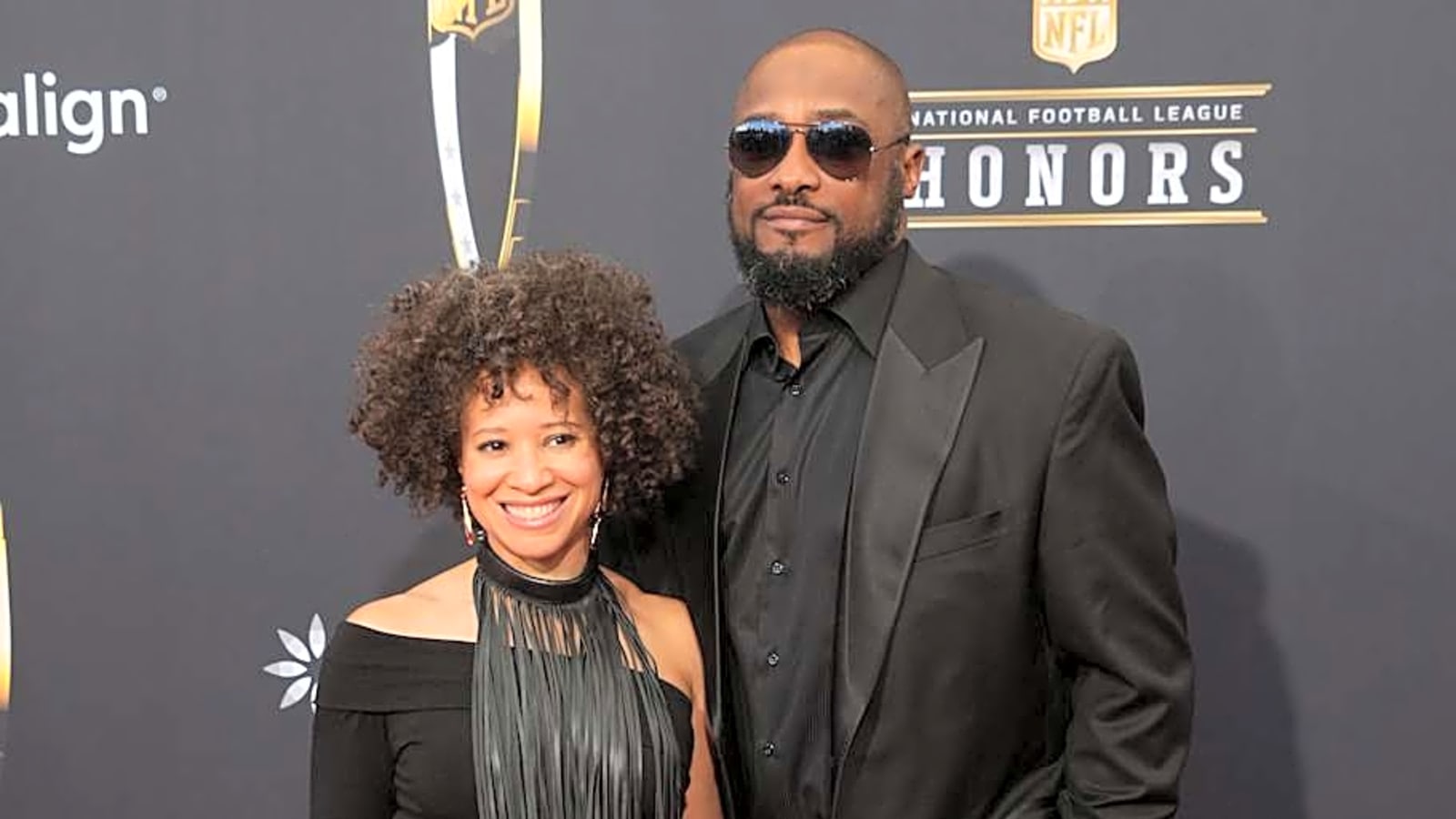 Steelers HC Mike Tomlin&#39;s Wife Wins Pittsburgh Award