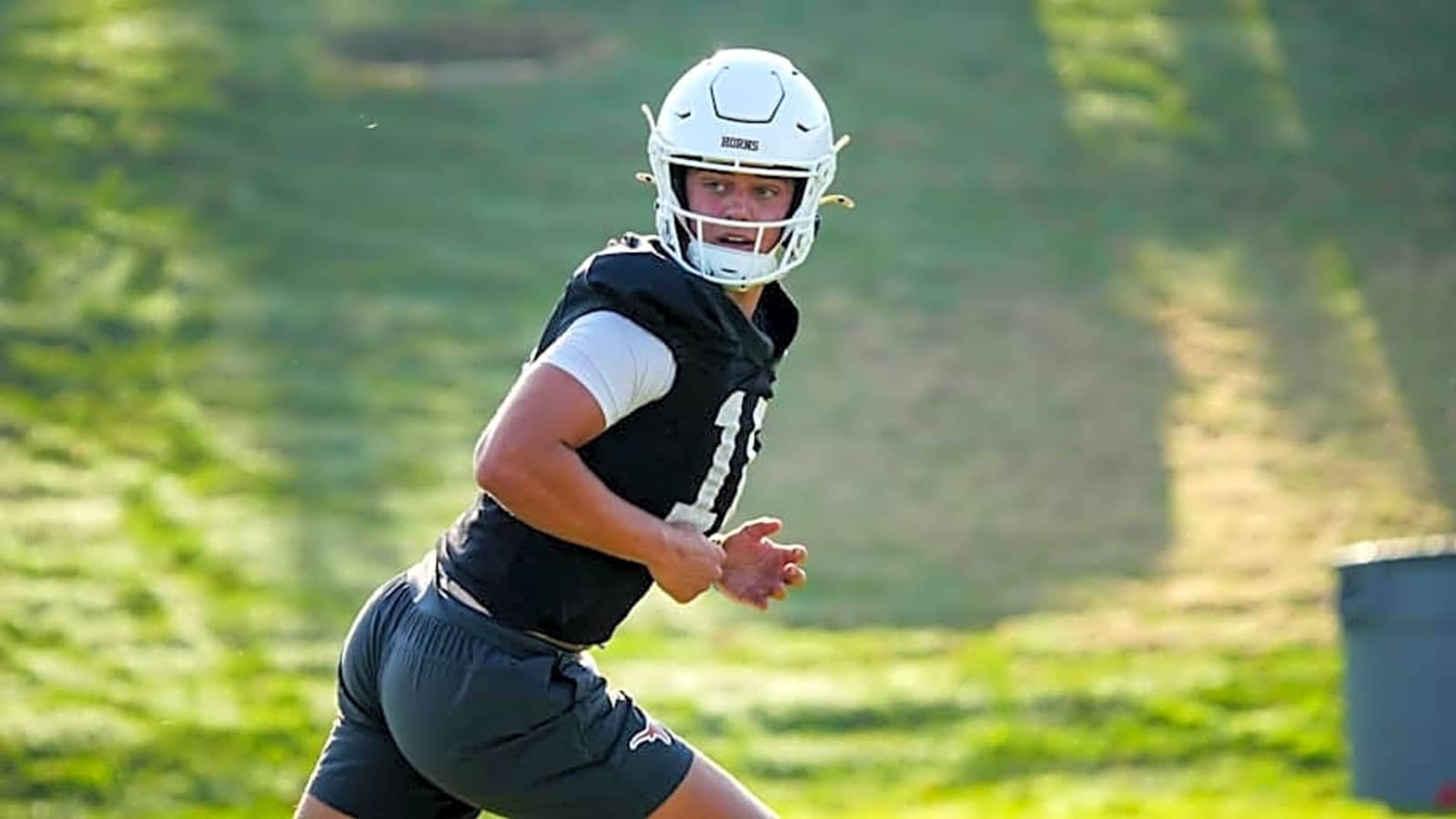 Arch Manning Bringing Swagger to Texas Longhorns in 2025