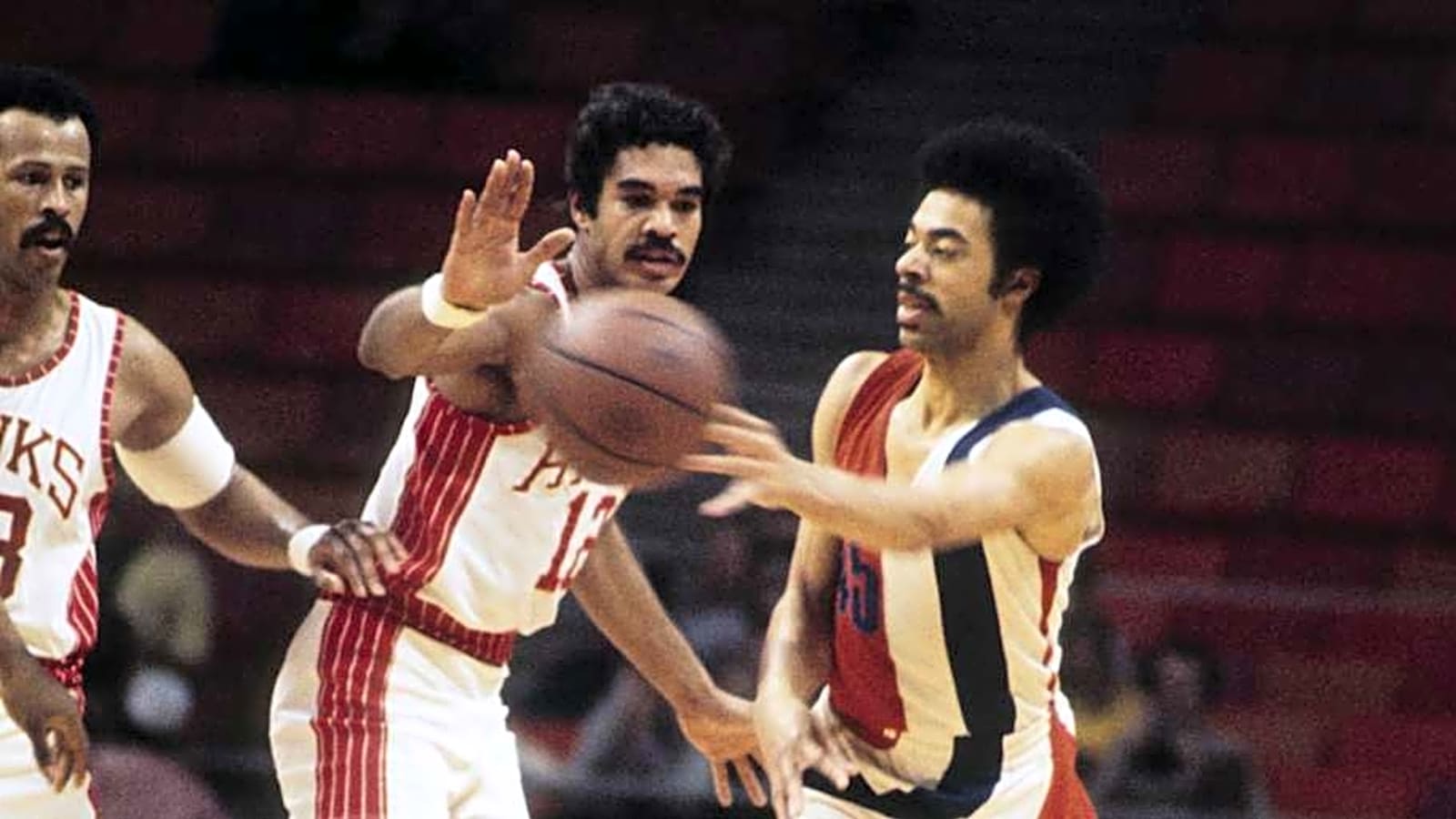 Top 50 Cal Pros: No. 33 -- Phil Chenier, 3-Time All-Star & NBA Champ