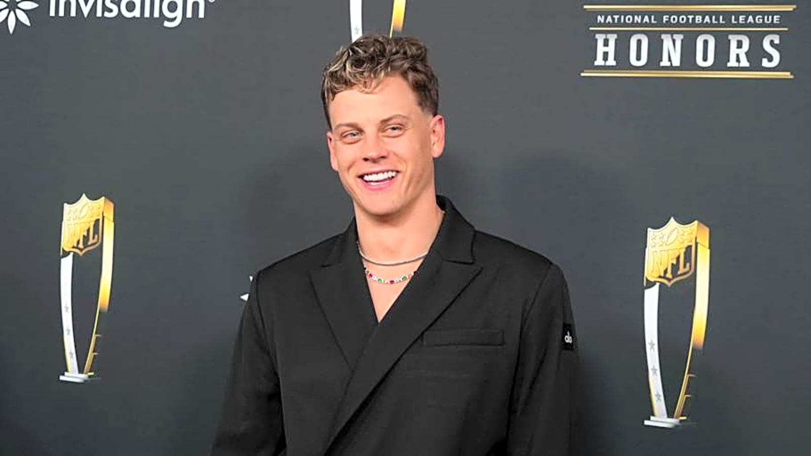 Joe Burrow&#39;s Mom Tells Story About His Love for Fashion in Newest Quarterback Teaser