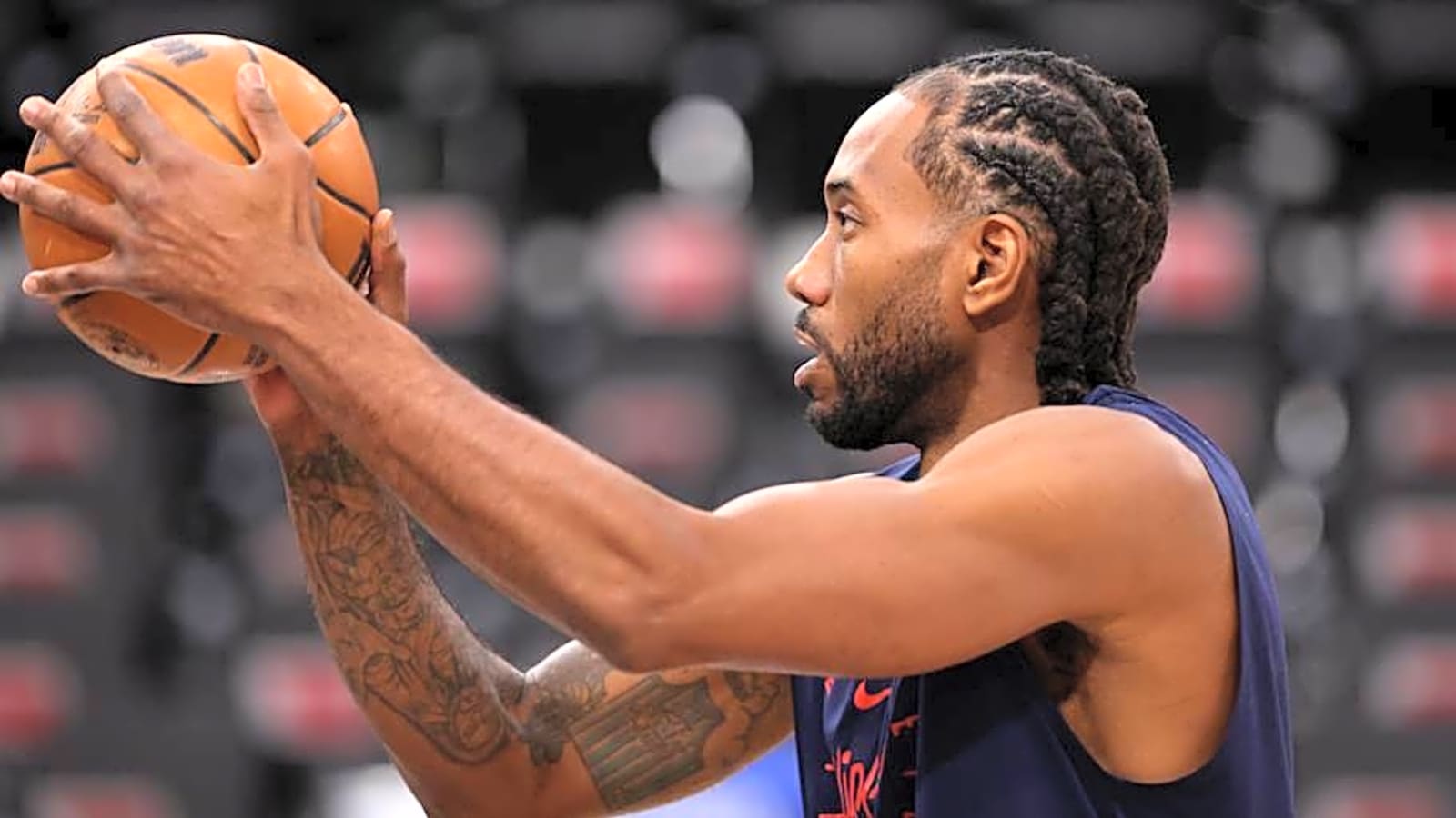 New Report Gives Clippers Some Help Amid Kawhi Leonard Investigation