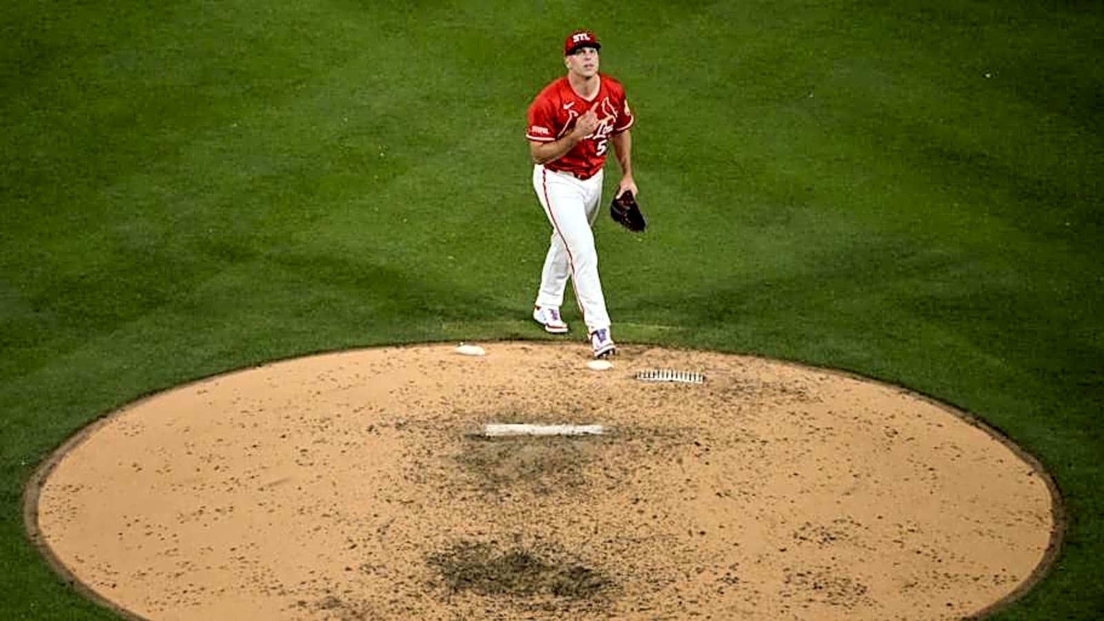 Dodgers Predicted to Acquire All-Star Reliever in Blockbuster Trade With NL Rival