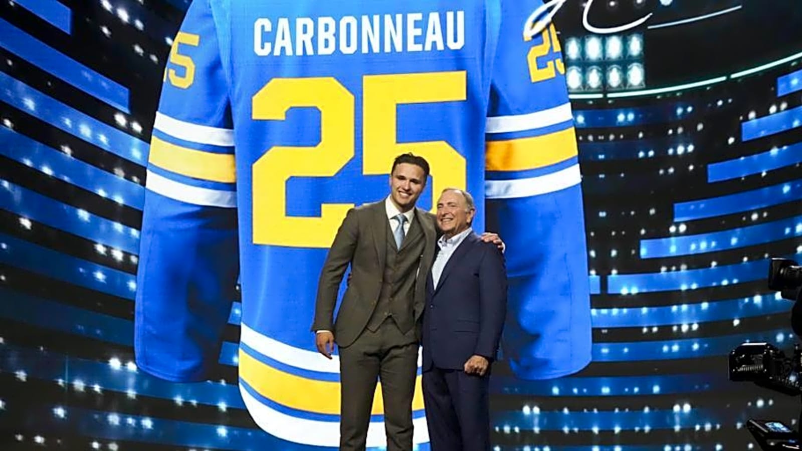 Rookie Forward Aiming for Spot on Blues&#39; Roster