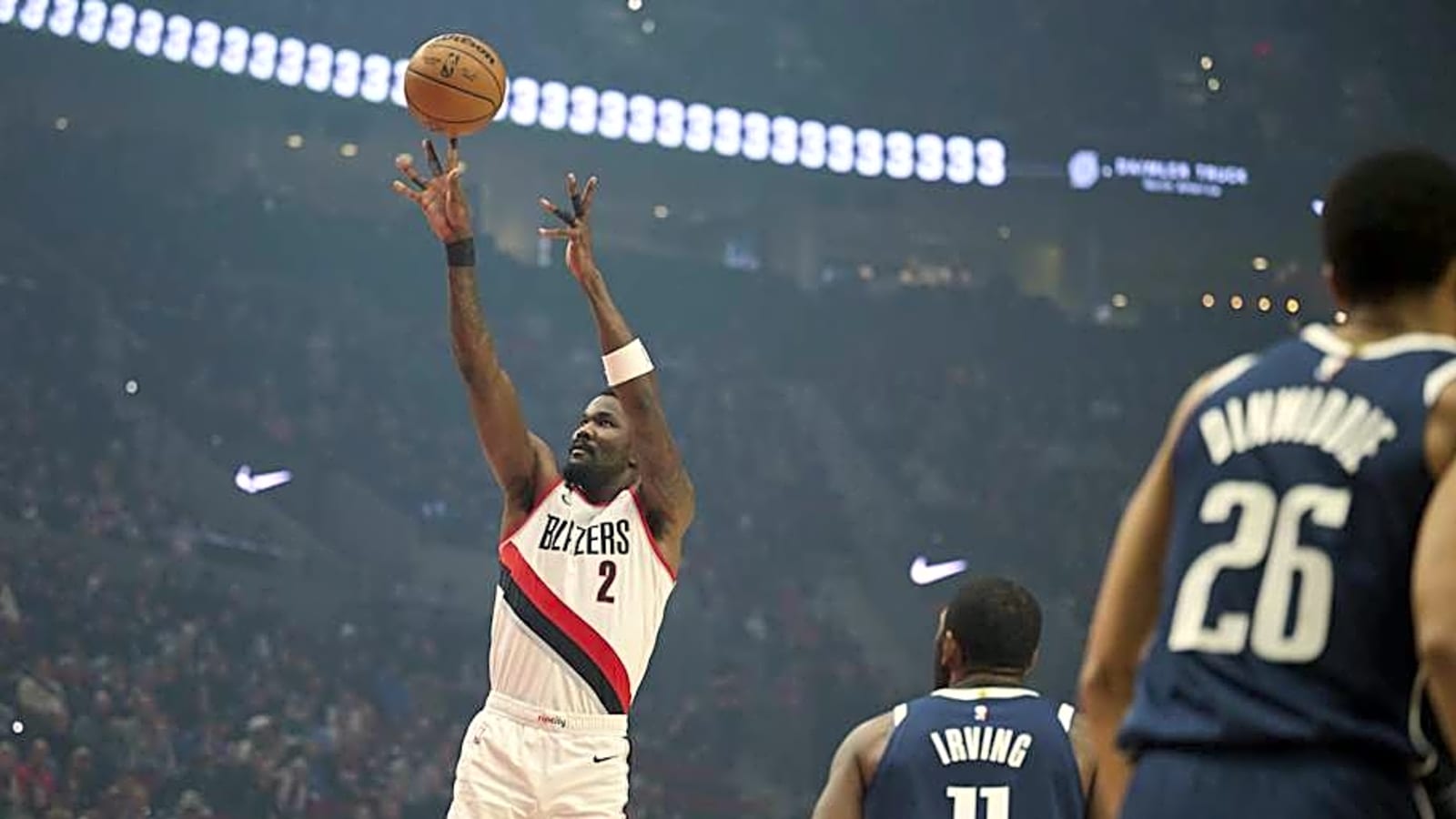 Former Blazers Center Deandre Ayton Breaks Silence on Portland Exit Following Lakers Signing
