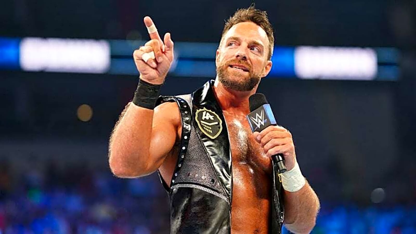 Rumor On Backstage Push For LA Knight To Move To WWE Raw