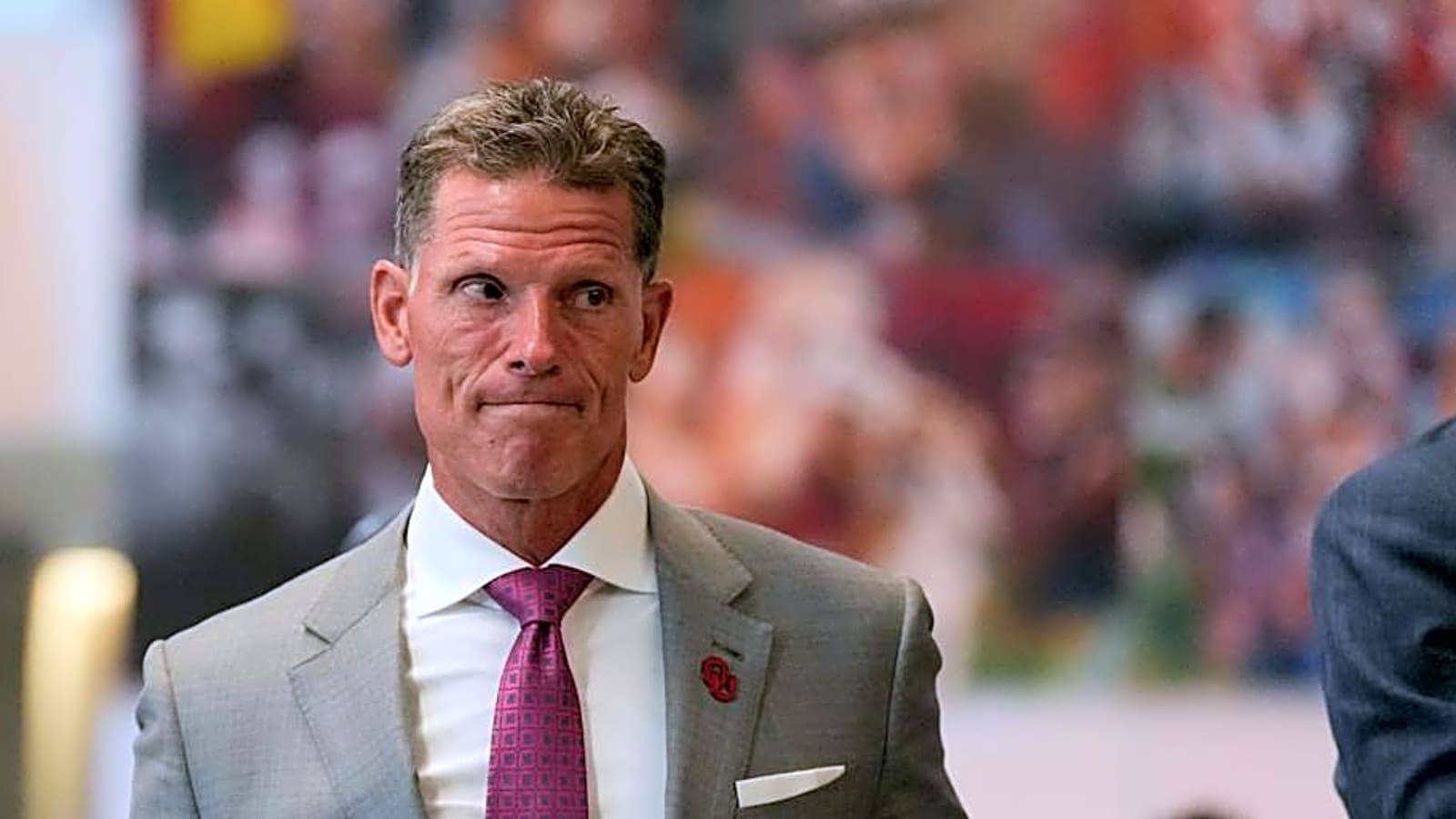 Oklahoma&#39;s Brent Venables turns heads with NIL admission about $2.7 million QB