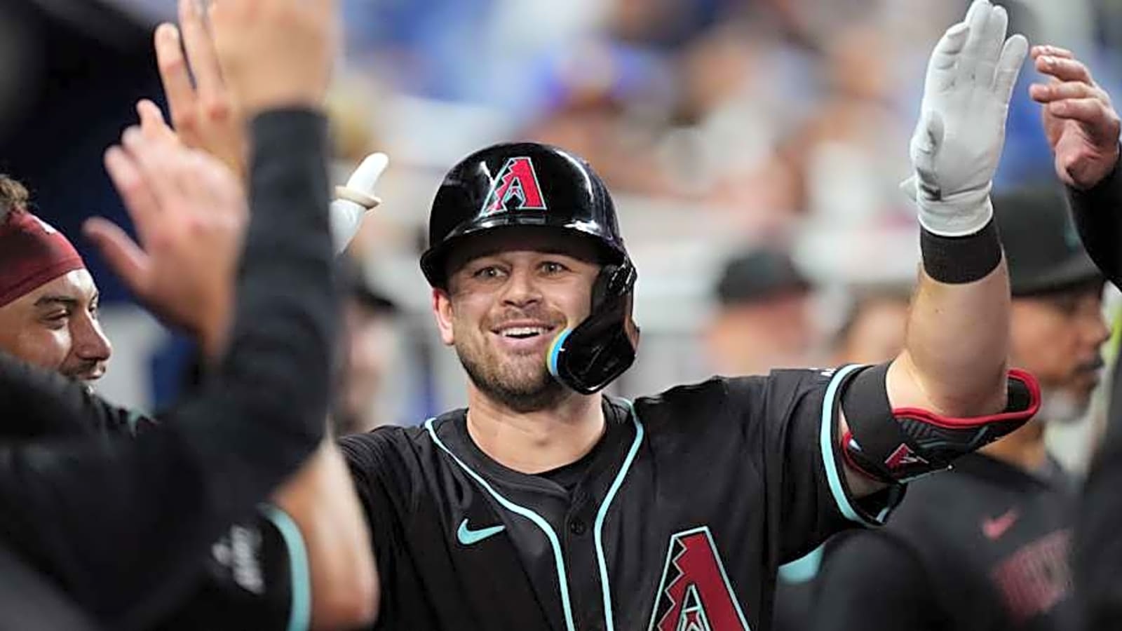 Diamondbacks Tim Tawa Has Smooth Transition to Center Field