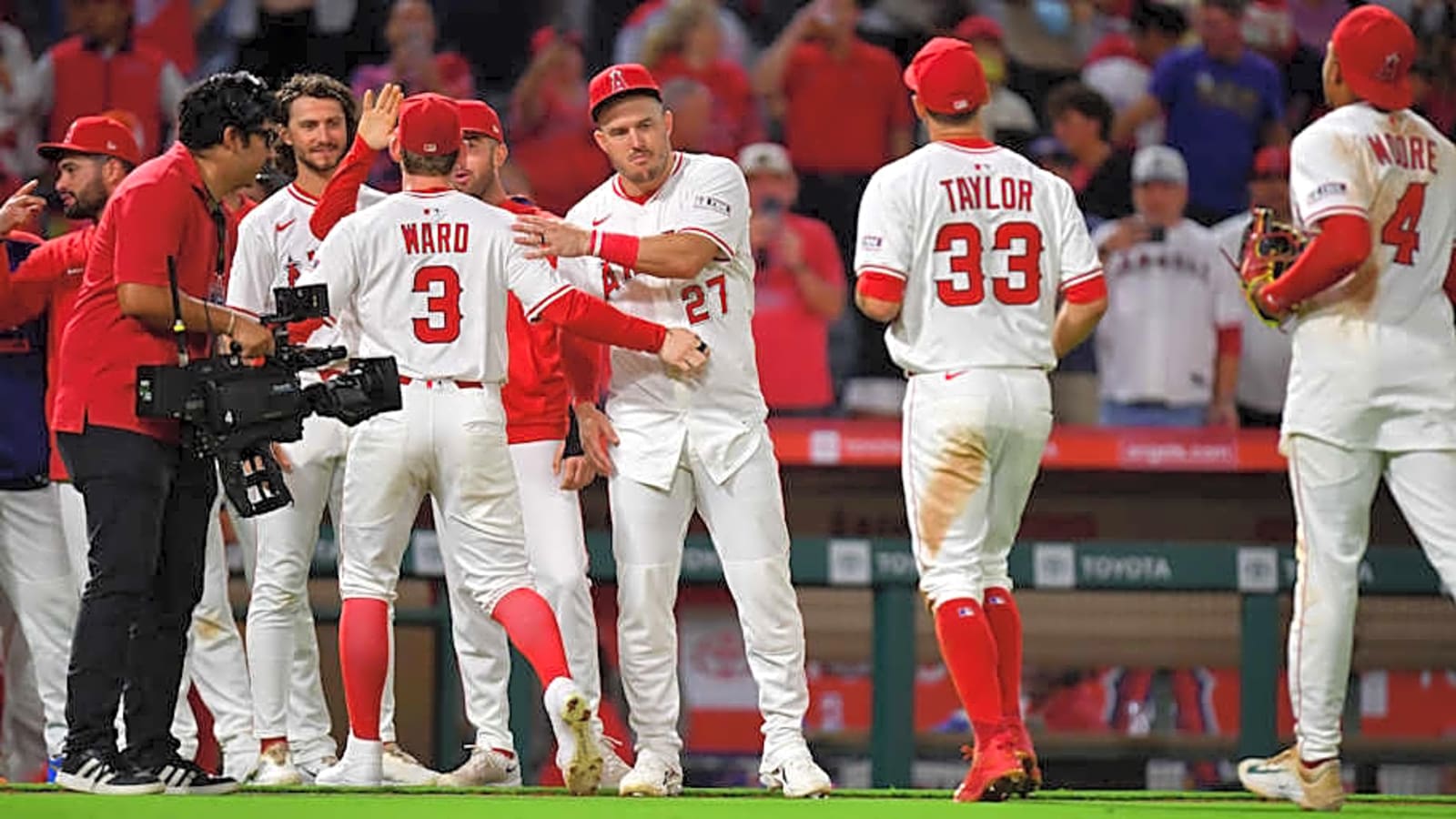 Angels Notes: Ron Washington Talks Future, Mike Trout Confident, Free Agent Plans to Pitch in 2026
