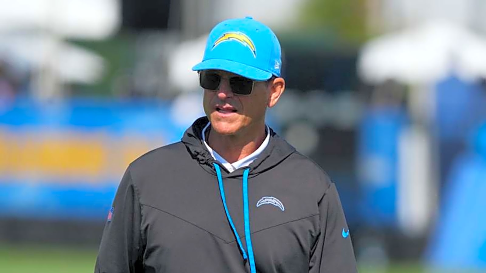 Chargers hosted 4 free agents on workouts after Rashawn Slater injury