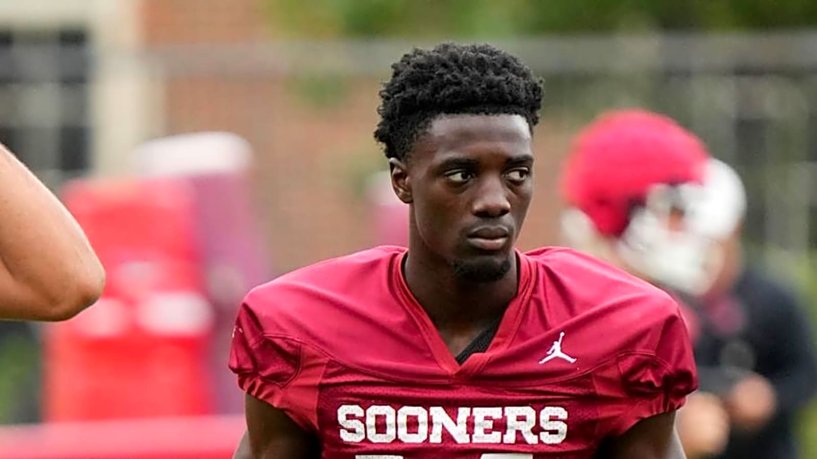 Oklahoma Freshman WR Elijah Thomas Bringing Maturity to Camp Despite Youth