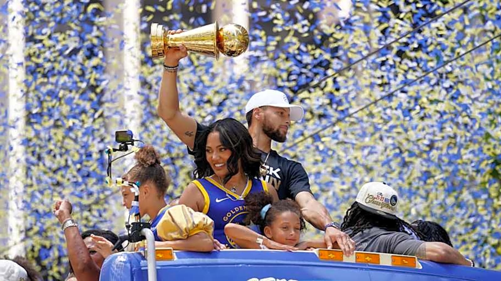 Ayesha Curry Sends One-Word Message to Steph Curry in Latest Post
