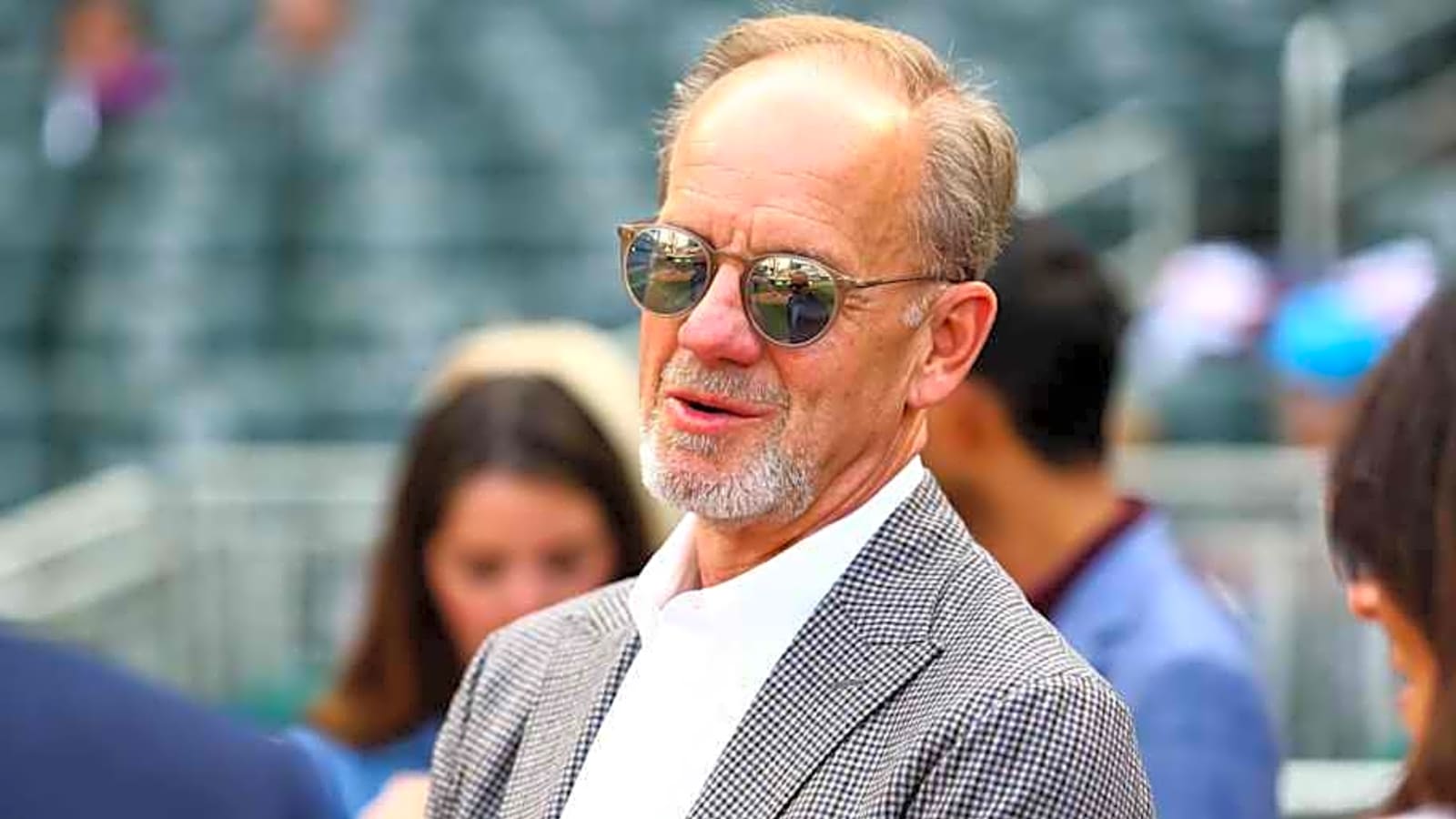 Report: Twins&#39; limited partners will help pay off debt; payroll impact unclear