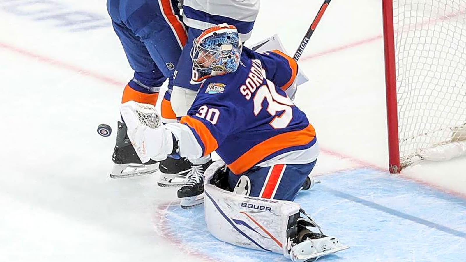 NY Islanders' Comeback Attempt Falls Short Against Lightning