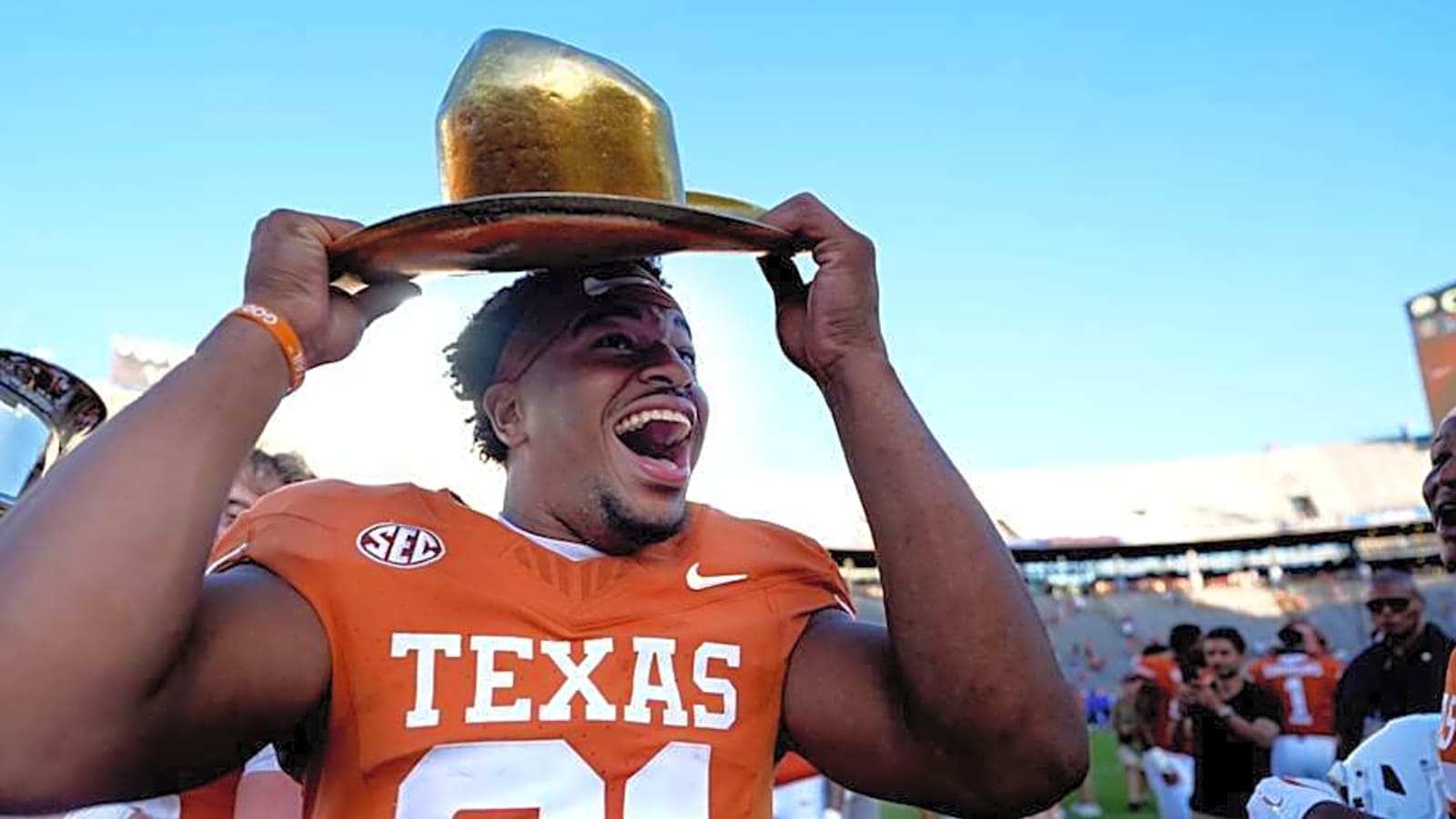 The Next Longhorn Player Who Could Follow Jack Endries to the NFL