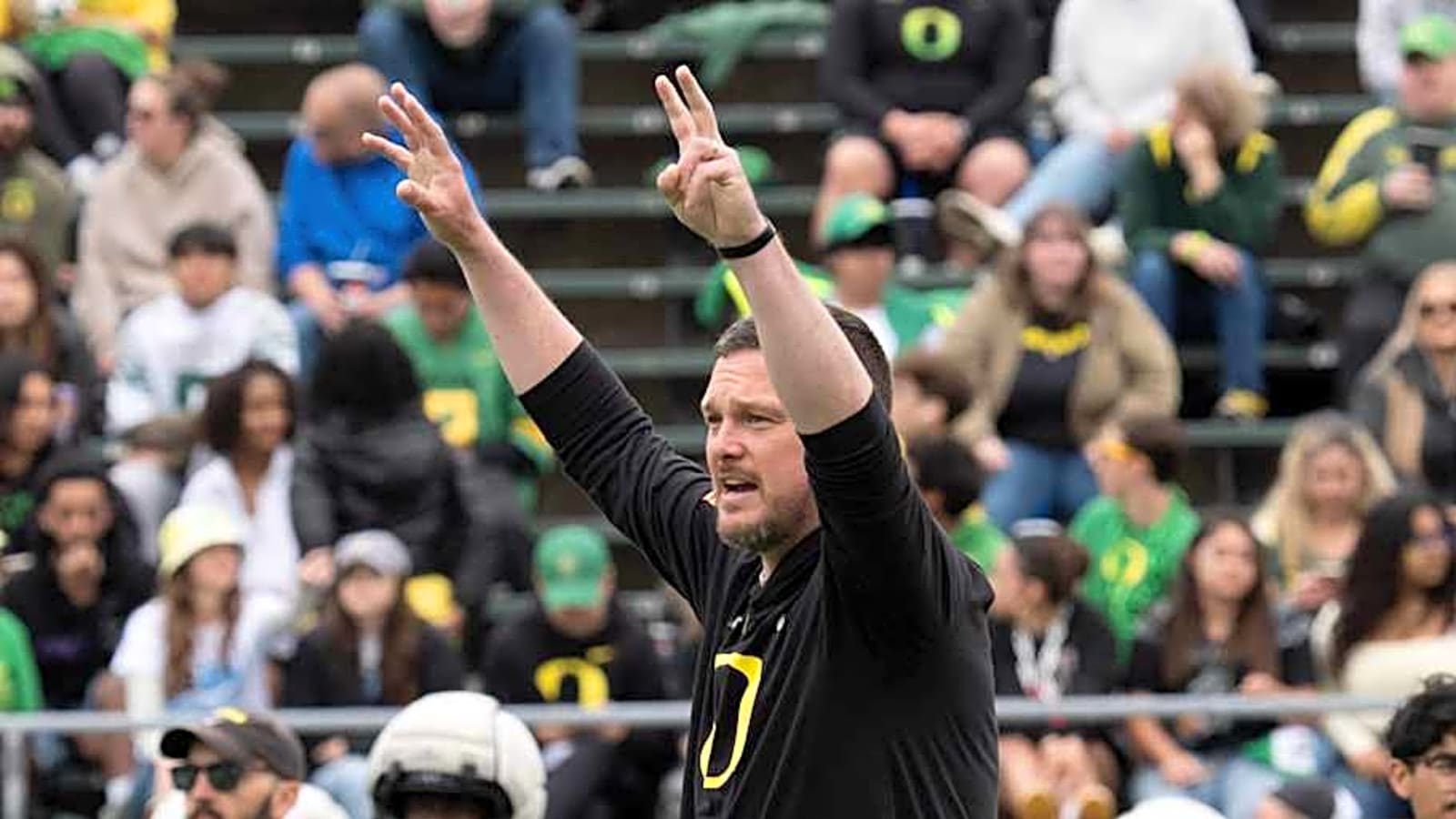 College Football Analyst Reveals Biggest Concern On Oregon Ducks Roster