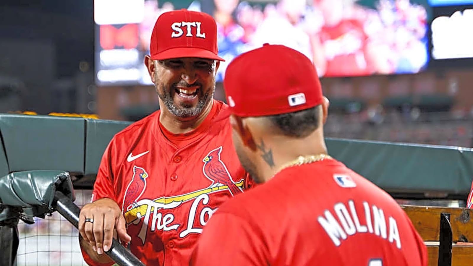 Cardinals&#39; Yadier Molina Eyeing Longer Return To St. Louis