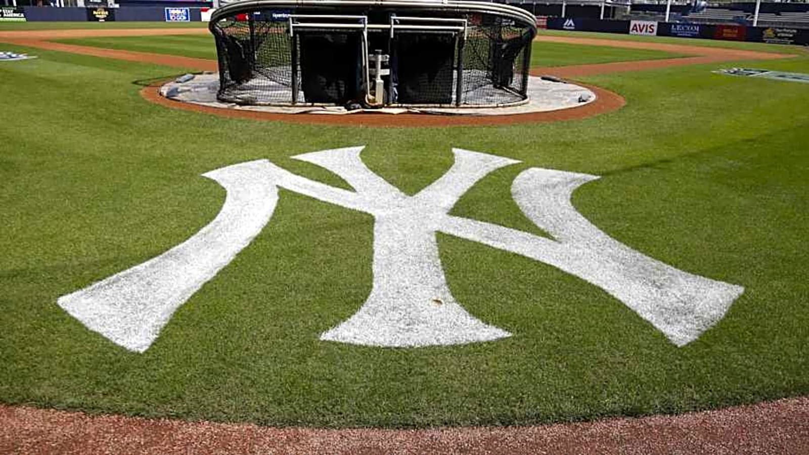 Yankees Linked Again To Cardinals Star Infielder &#39;Off To A Hot Start&#39;