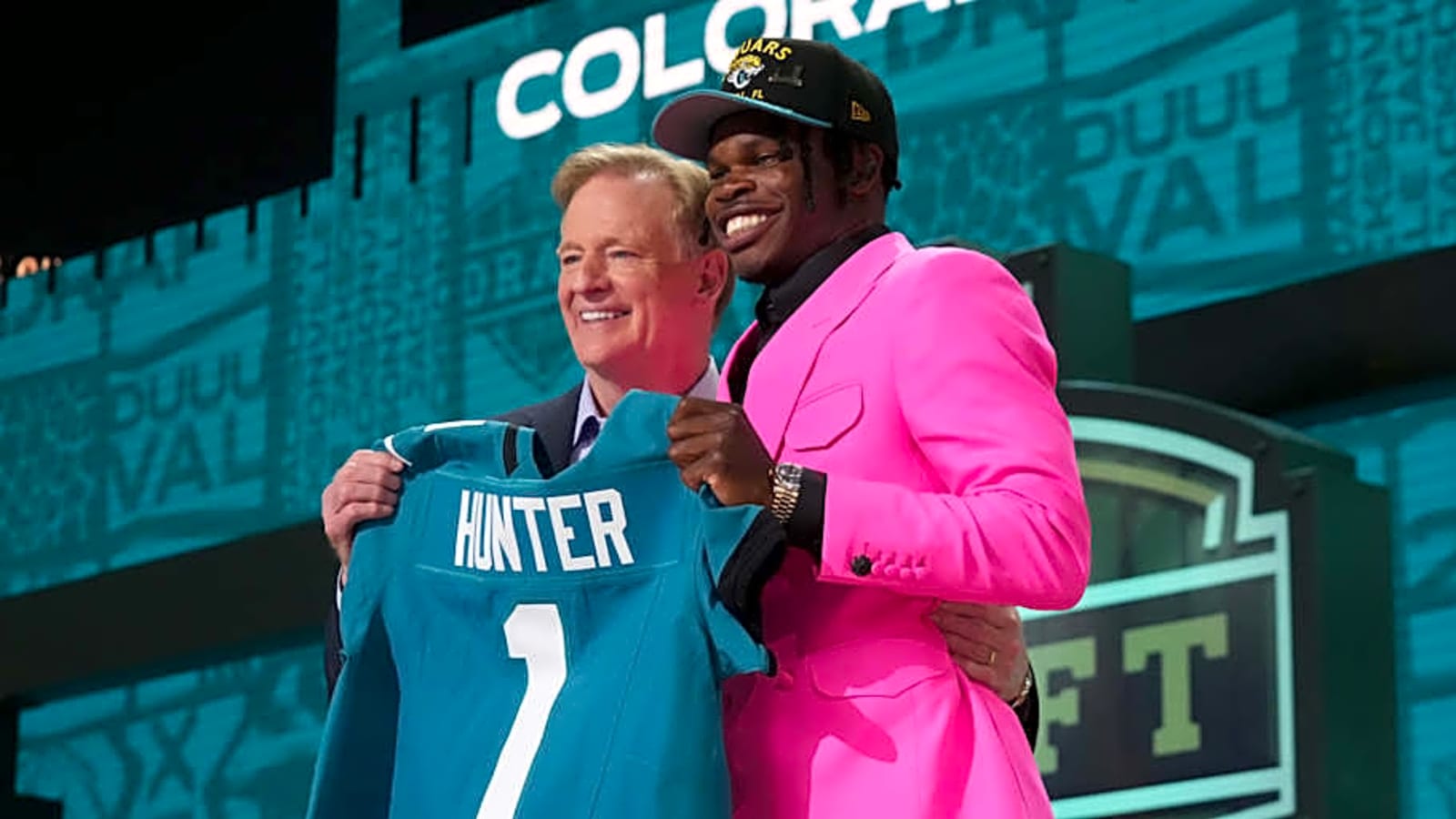 Jaguars&#39; Travis Hunter Reacts to Record-Breaking Contract