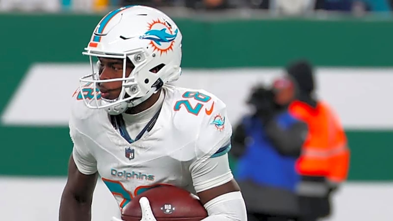 NFL Executive Names Dolphins RB Honorable Mention Among Top Backs