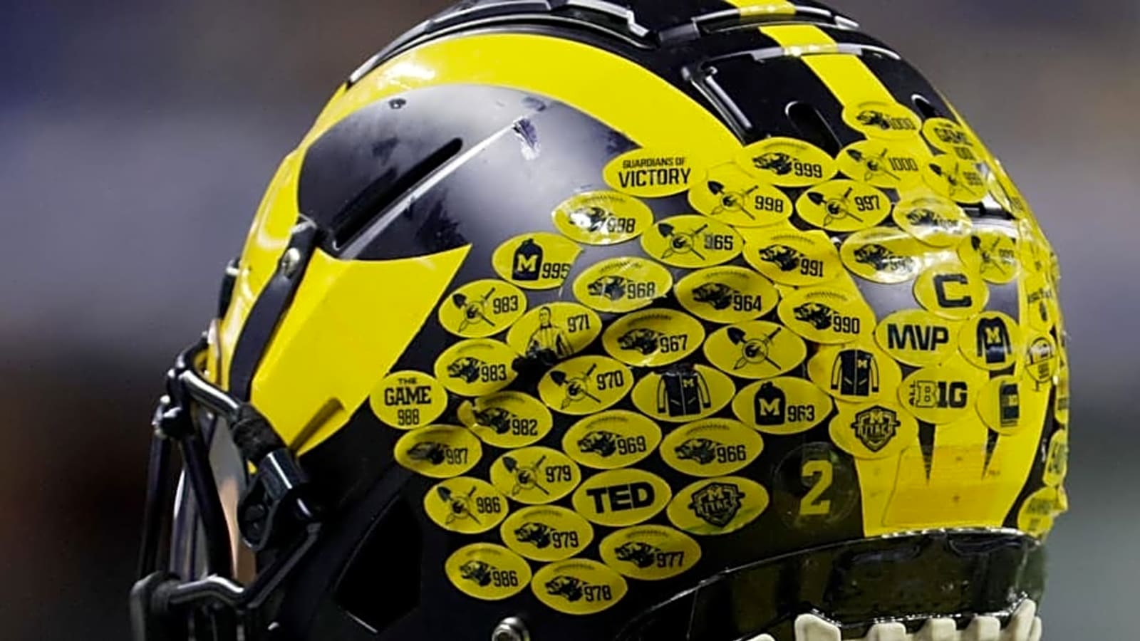 Blue Chip UCLA Bruins Target Commits to Michigan Wolverines