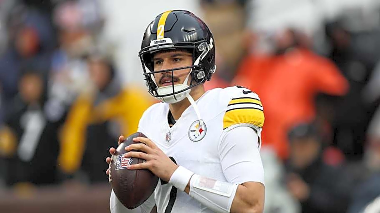 Steelers Players Ganging Up Against Ben Roethlisberger, James Harrison