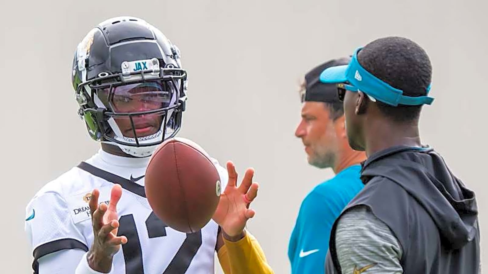 Liam Coen Has Encouraging Update on Jaguars&#39; Travis Hunter
