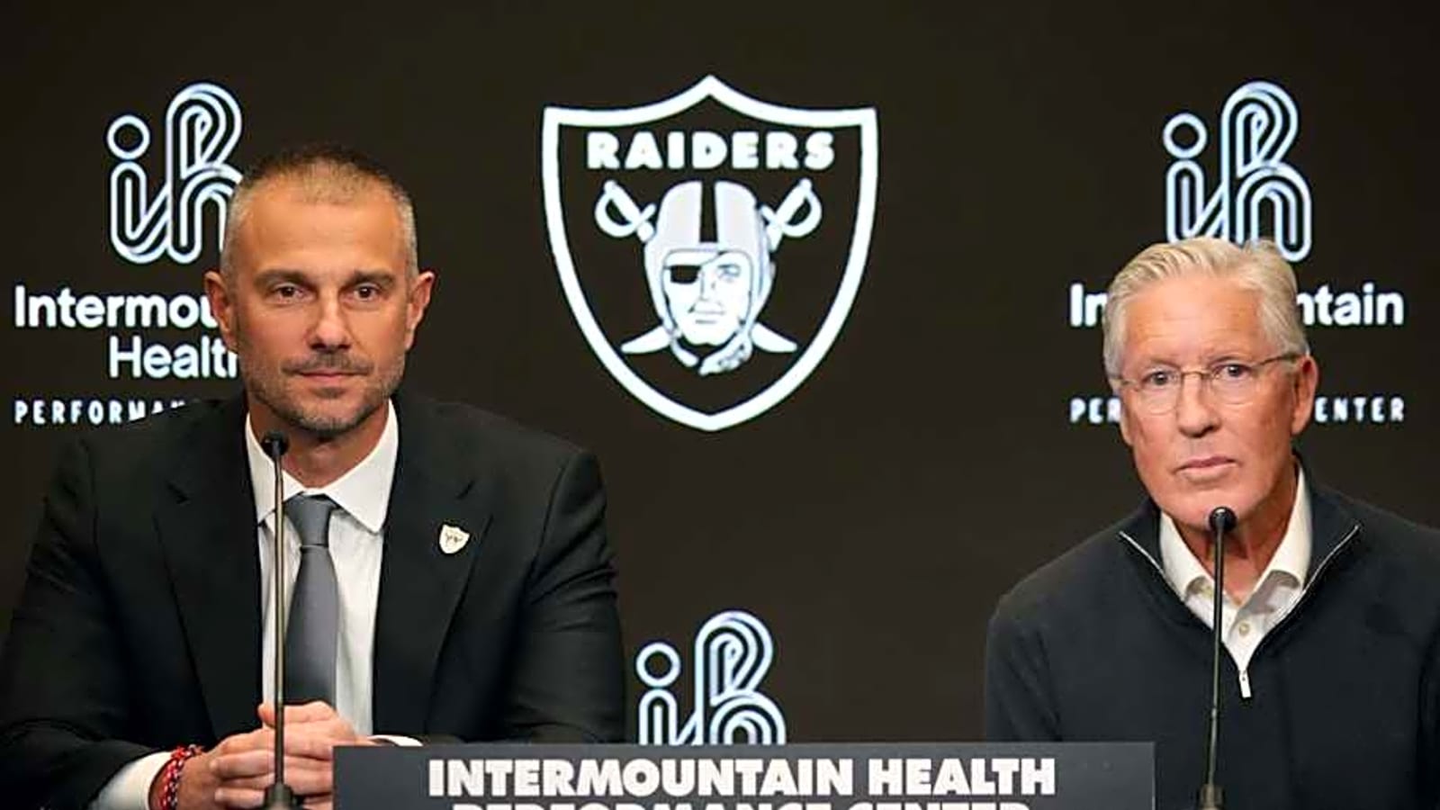 Which QBs, RBs Will Make Raiders&#39; Roster?