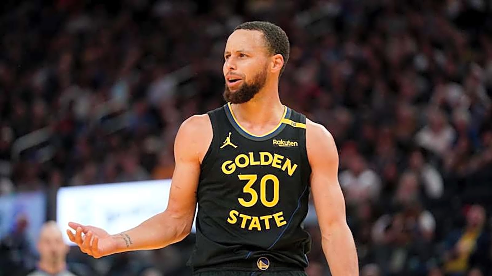 Steph Curry's Under Armour Split Just Took a Strange New Turn