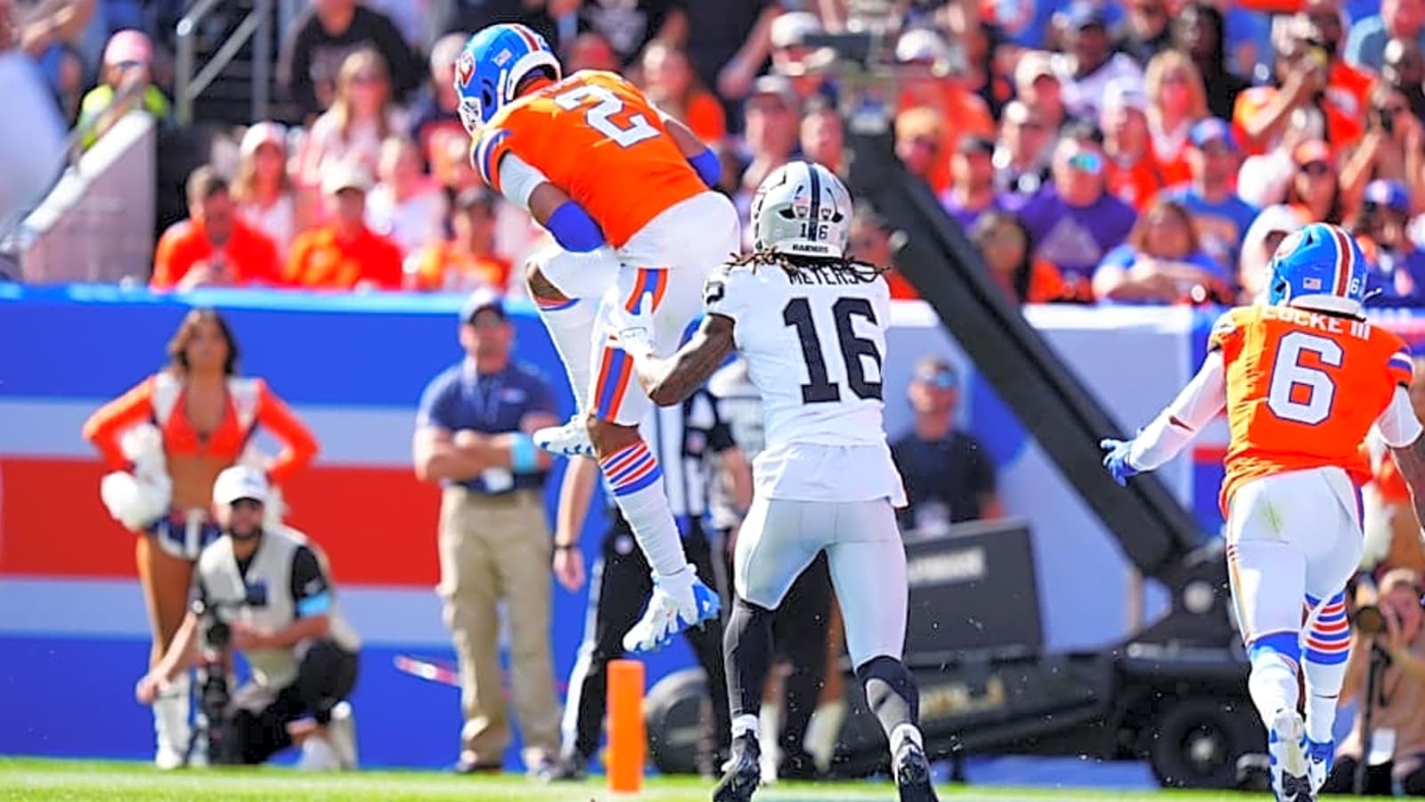 How Will the Raiders Play Against a Top NFL Defense?