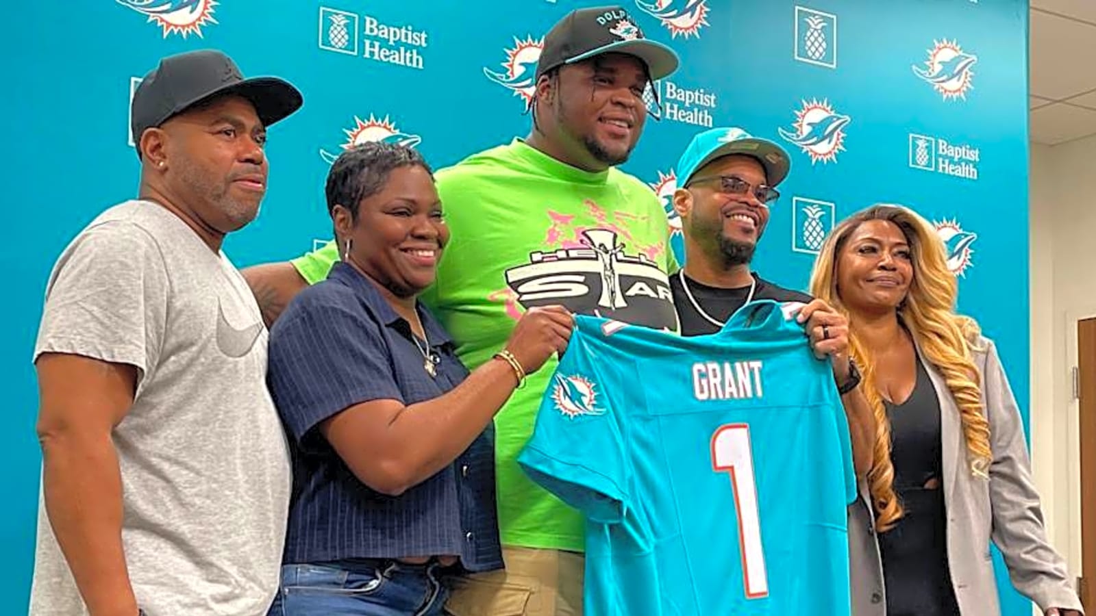 Miami Dolphins Rookie Jersey Numbers Are Finally Announced