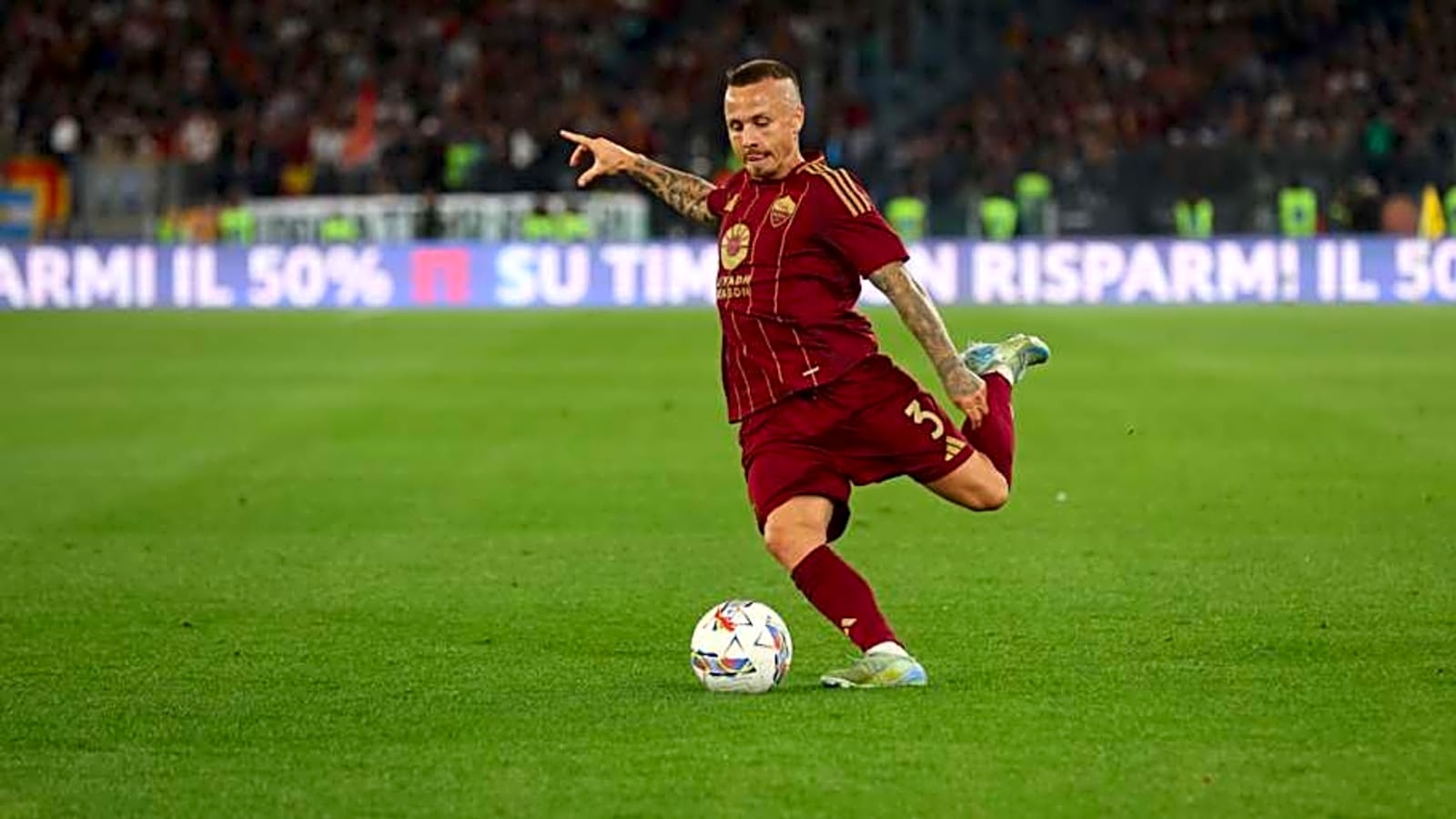 Sunderland Compete With Crystal Palace, Bournemouth to Sign Ex-Manchester City Defender