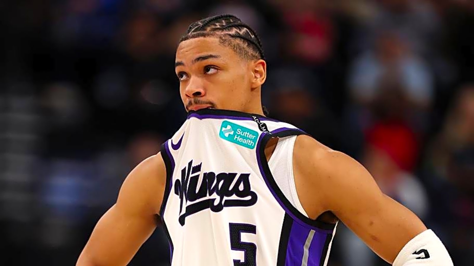 Three Takeaways From Kings Season Opening Loss to Clippers