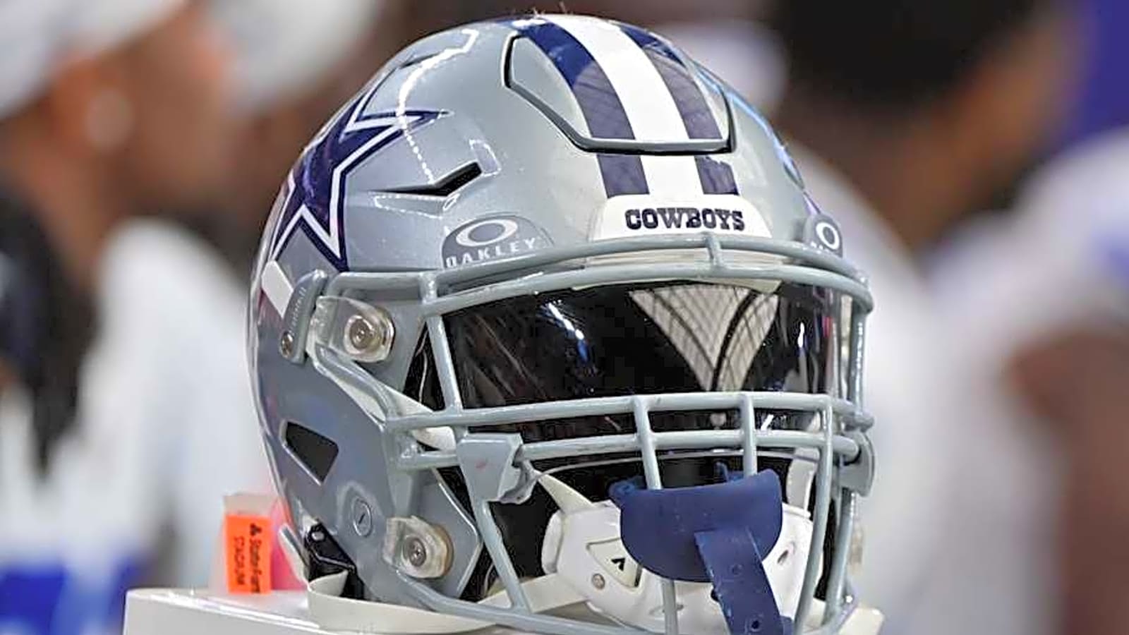 Eagles Star Compared To Cowboys&#39; Micah Parsons