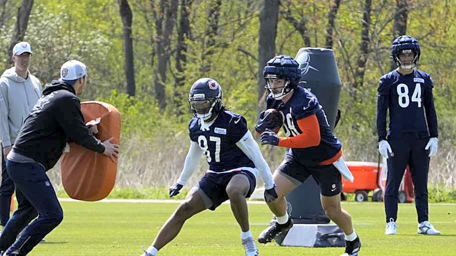 Player reported holding up second-round signings isn&#39;t a Bears pick