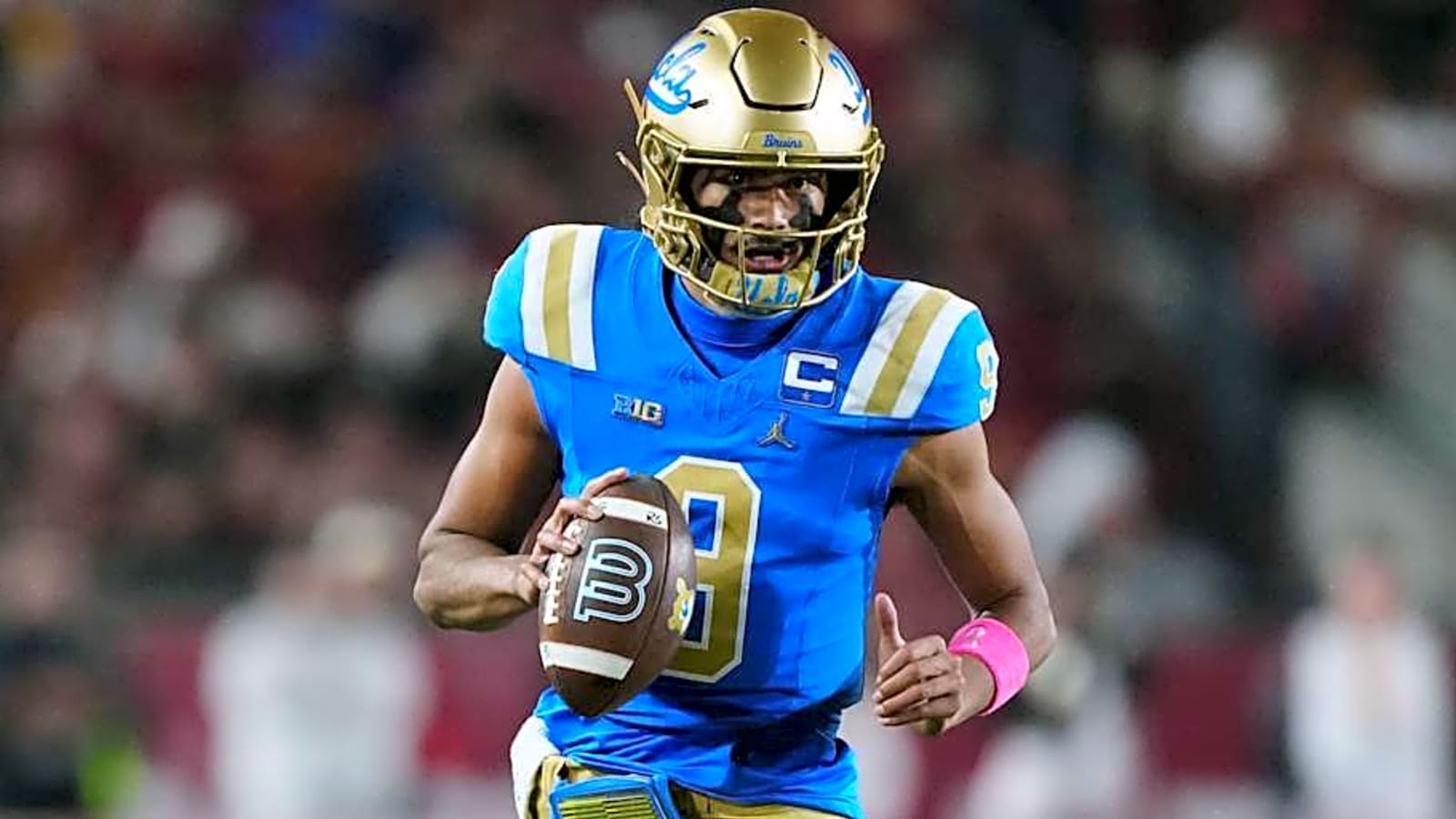 Talented 2027 Quarterback Eyeing UCLA Visit