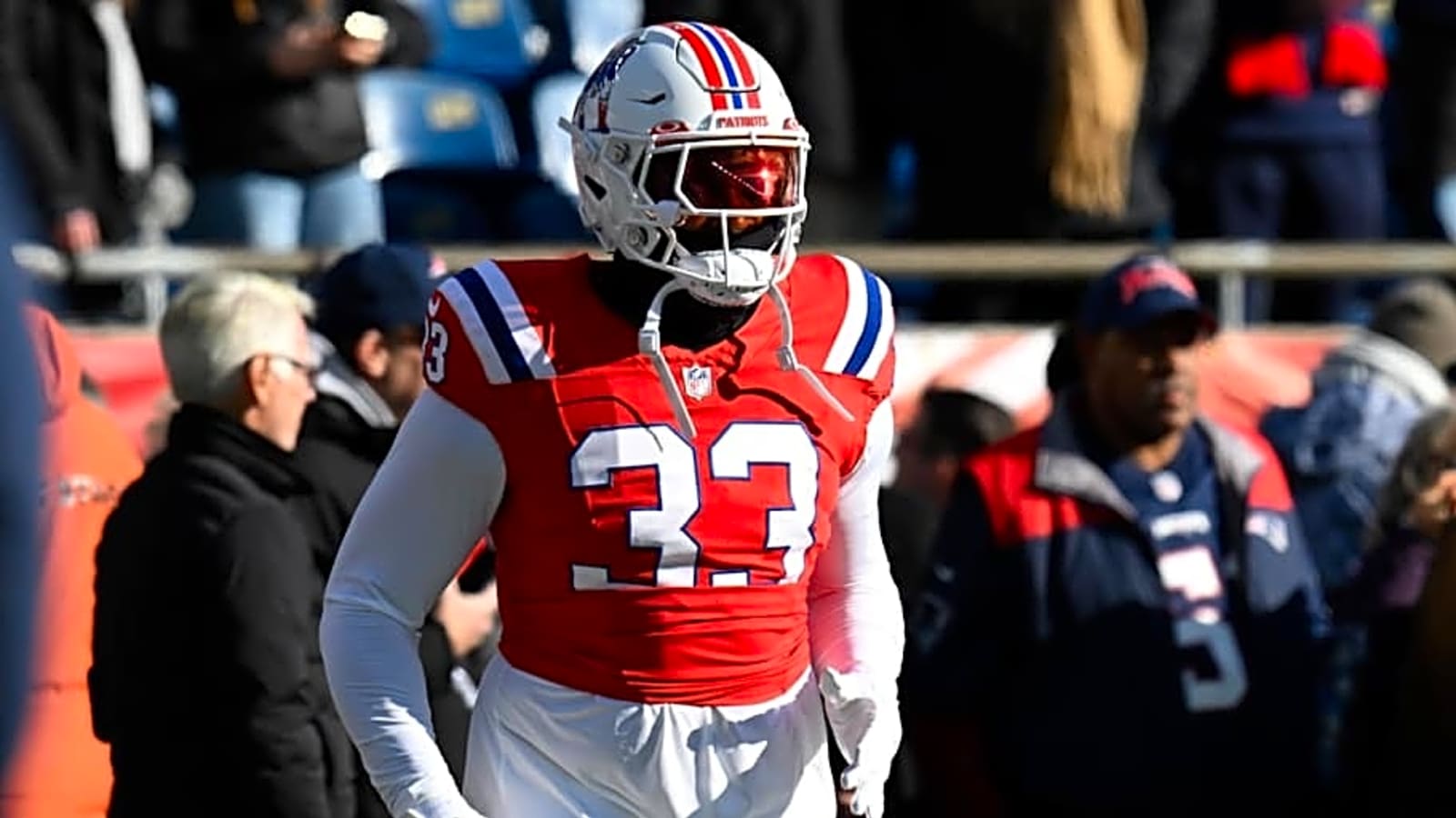 Patriots Projected to Make Stunning Decision on Veteran Defender