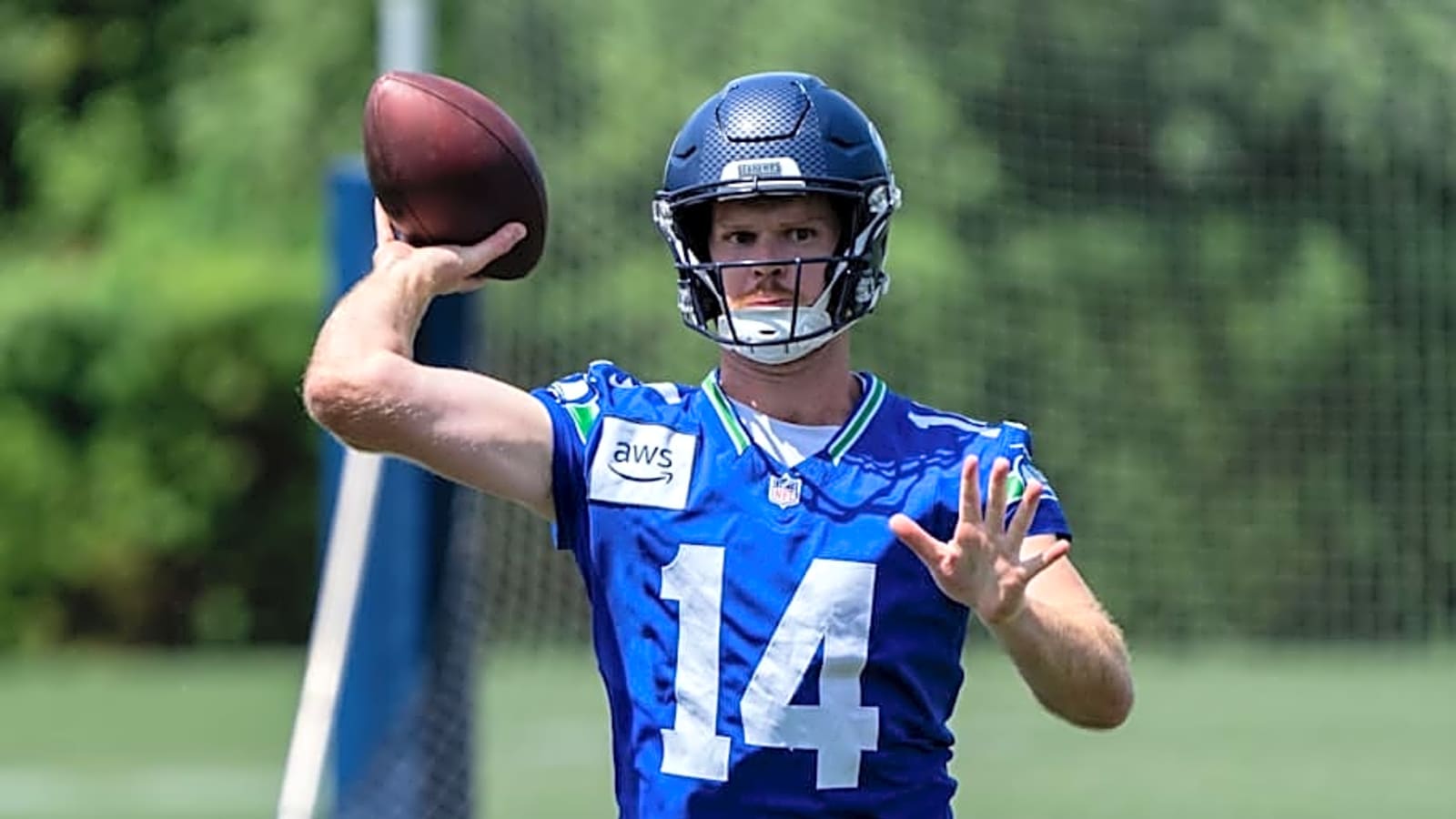 QB swap labeled &#39;biggest gamble&#39; of Seahawks offseason