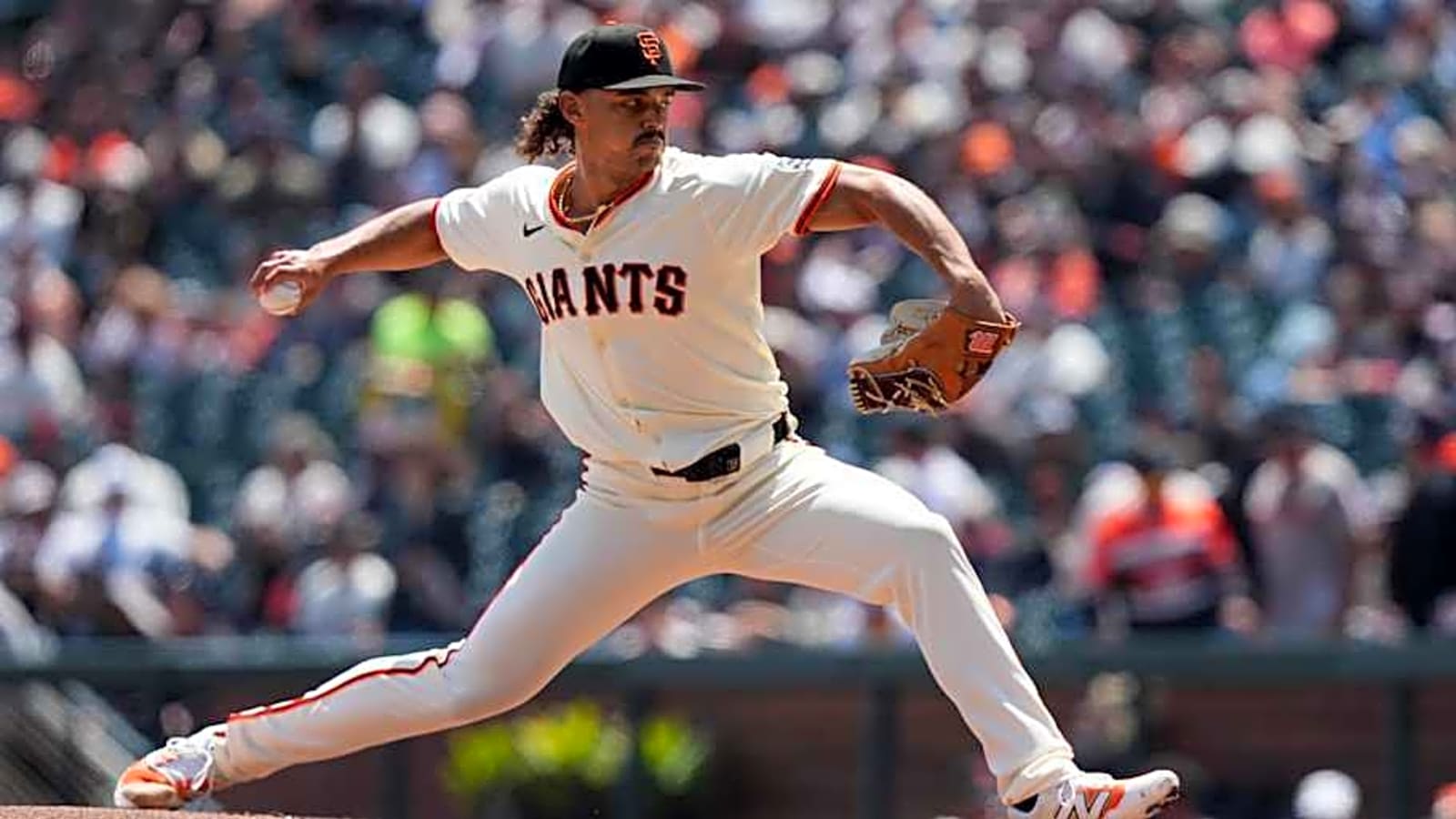 Giants Beat Against Marlins Despite Awful Outing from Struggling Reliever