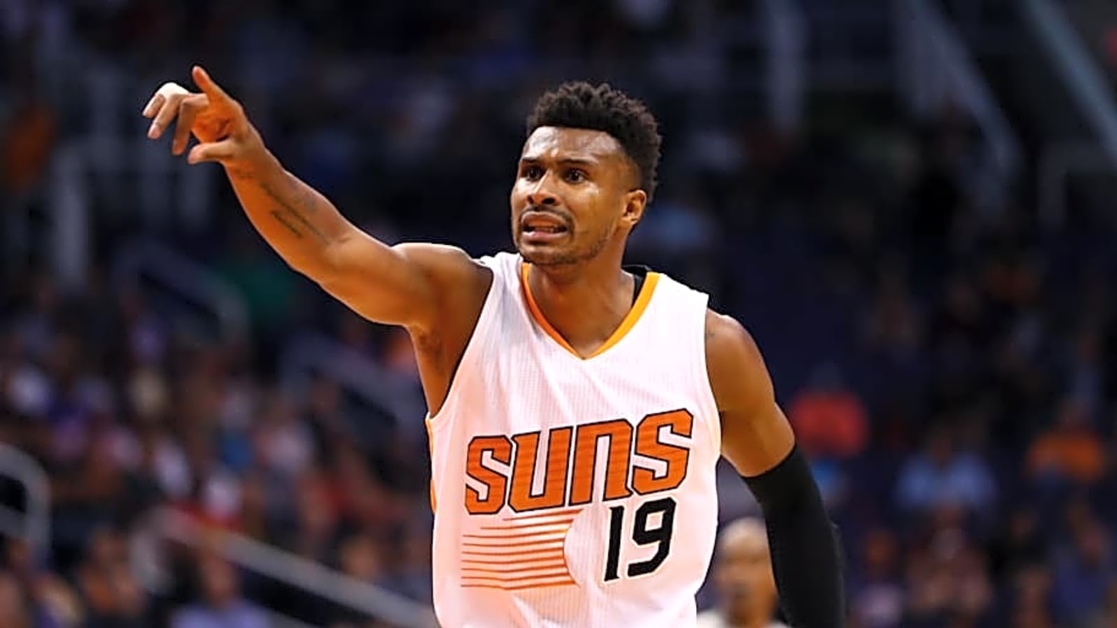 Today in Suns History: Leandro Barbosa Wins Award