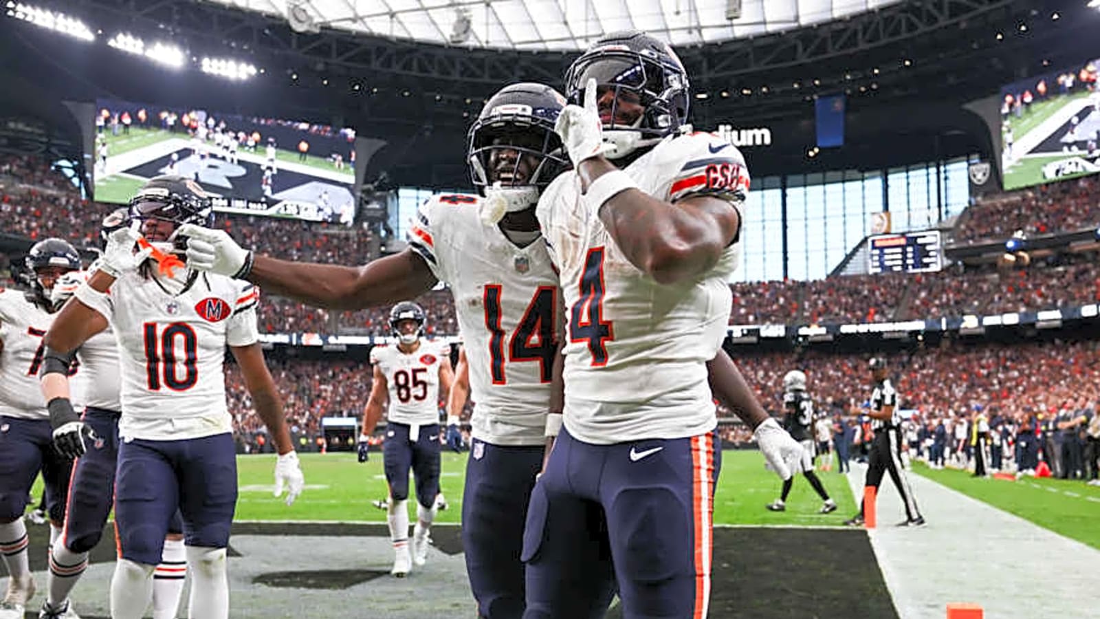 Bears bold trade for Dolphins&#39; RB urged by NFL analysts