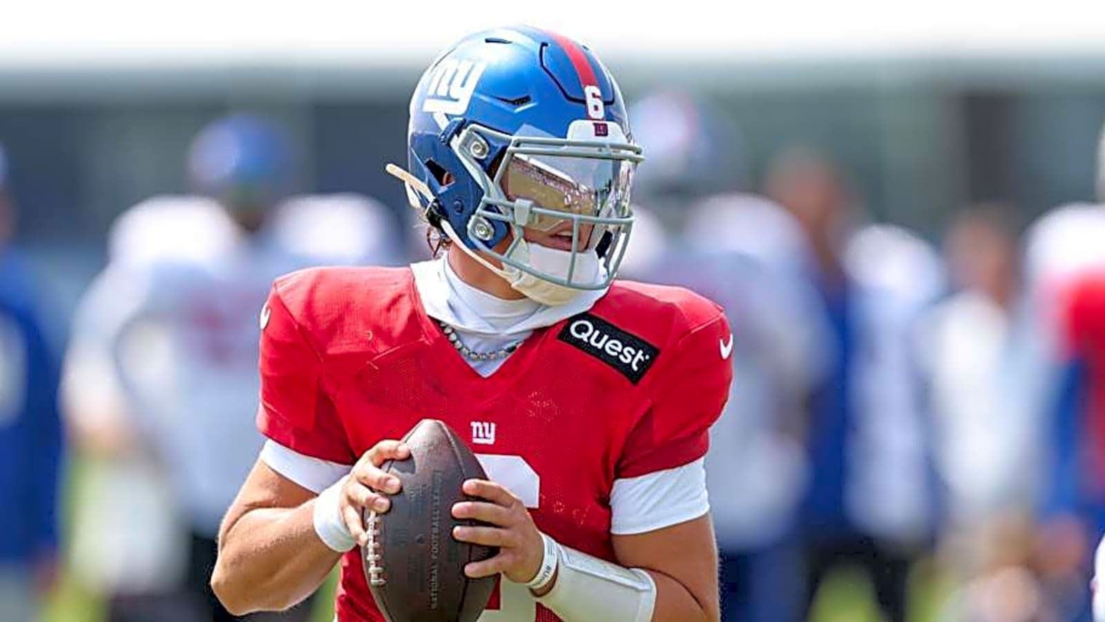 New York Giants Quarterback Jaxson Dart Utilizing Buffalo Bills Josh Allen for Advice